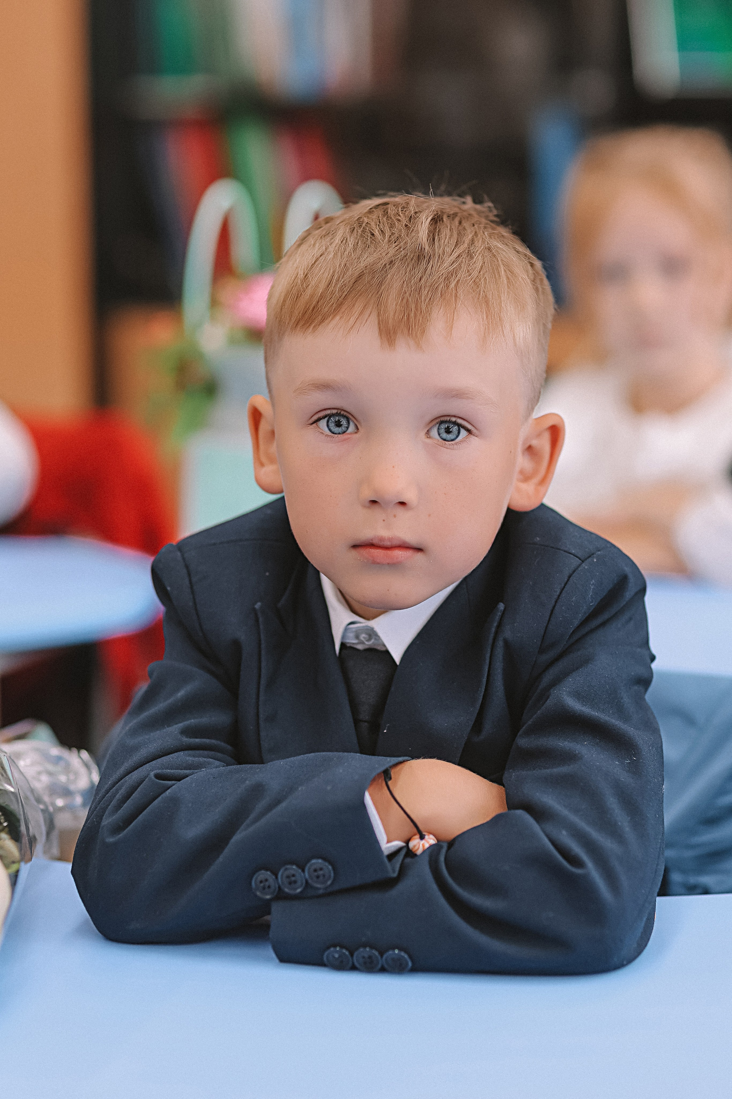 1 сентября линейка+кл час+портреты. Семейный фотограф Тюмень, фотограф на роды Салмина Мария