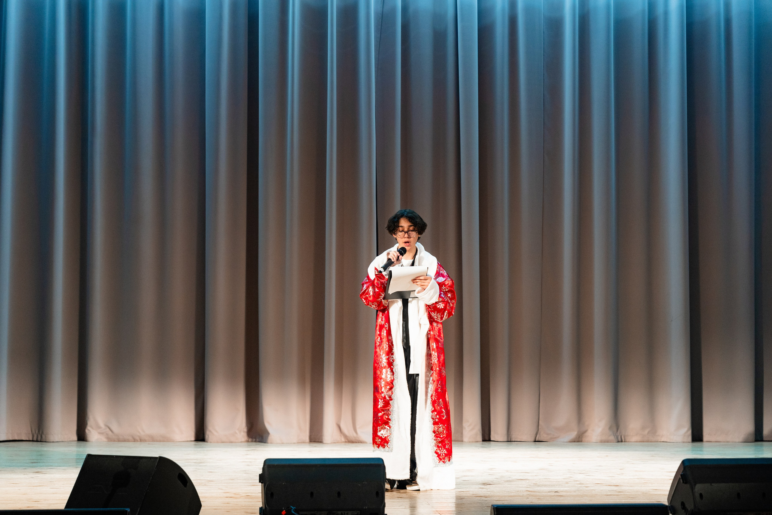 Концерт ДК Буривестник. Фотограф Никита Комаров