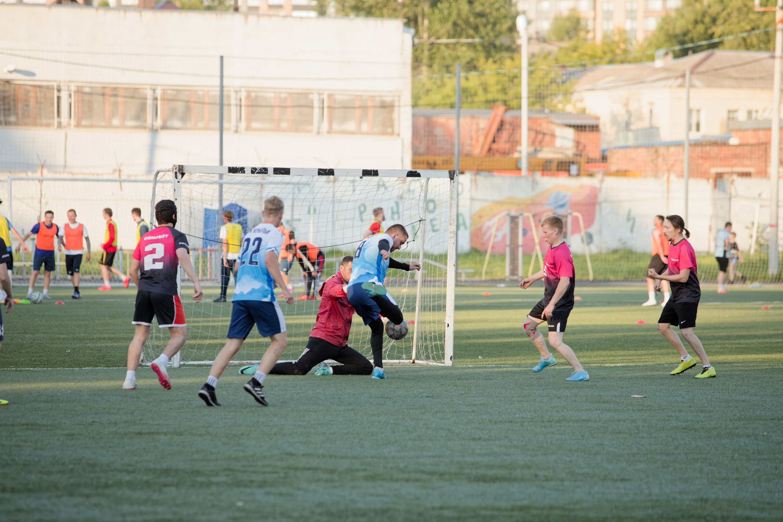Любительская футбольная лига. Самокат-крылья. 25.06.2025. Репортажный и спортивный фотограф в г. Пермь Зильберг Павел