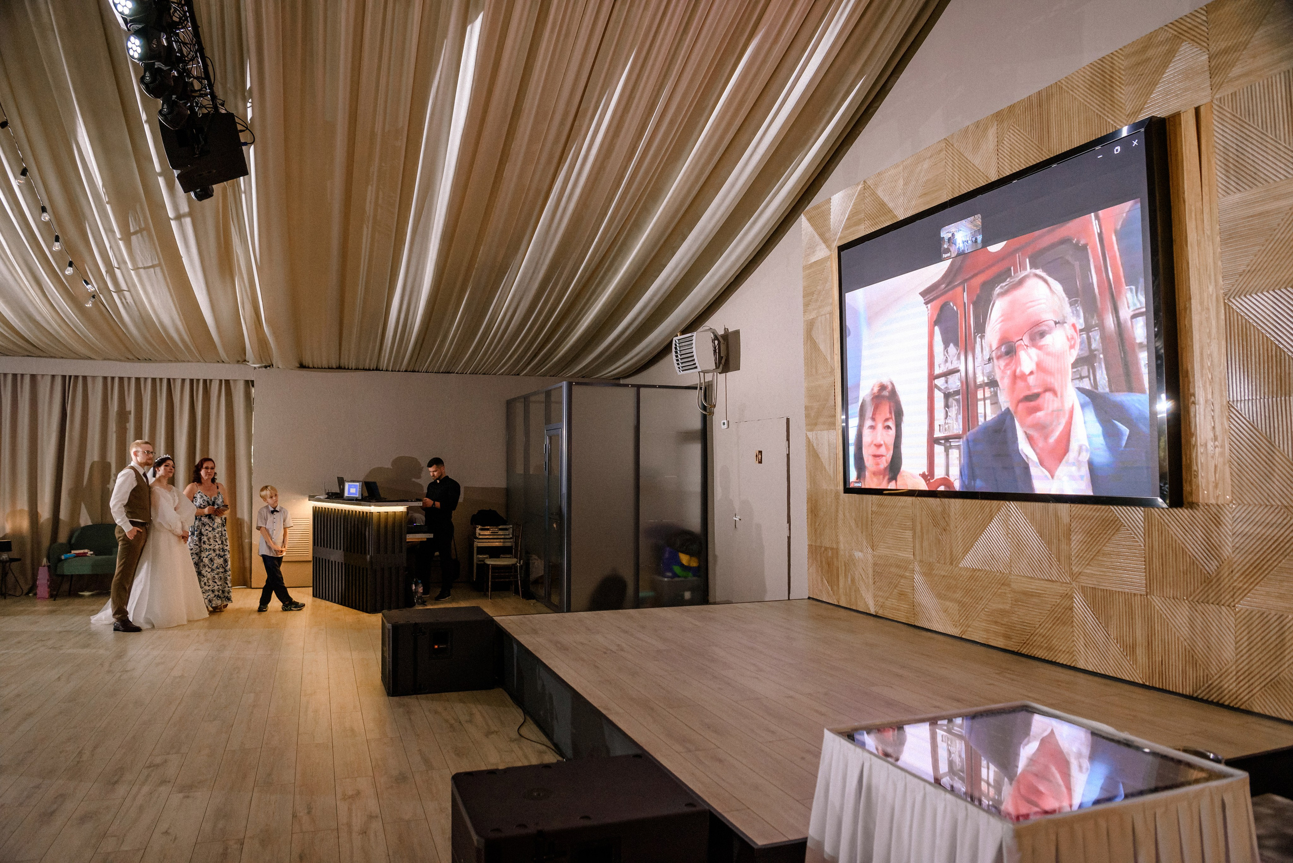 25/07/24 Юля и Вова. Свадебный фотограф в Санкт-Петербурге София Шубик