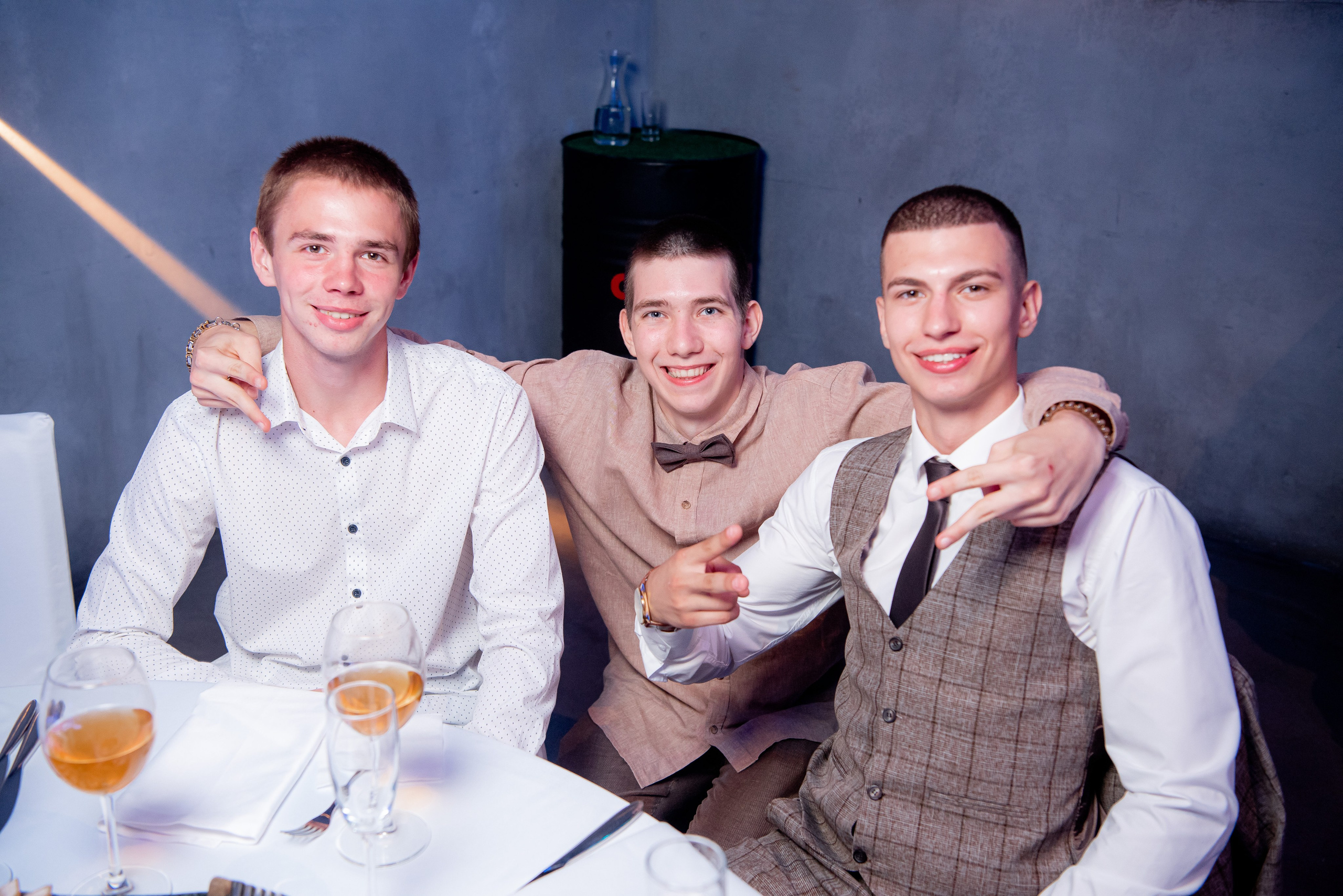 140 Школа. Вручение и Банкет. Сити Холл. Фотограф в Волгограде и Волжском Александр Горбань