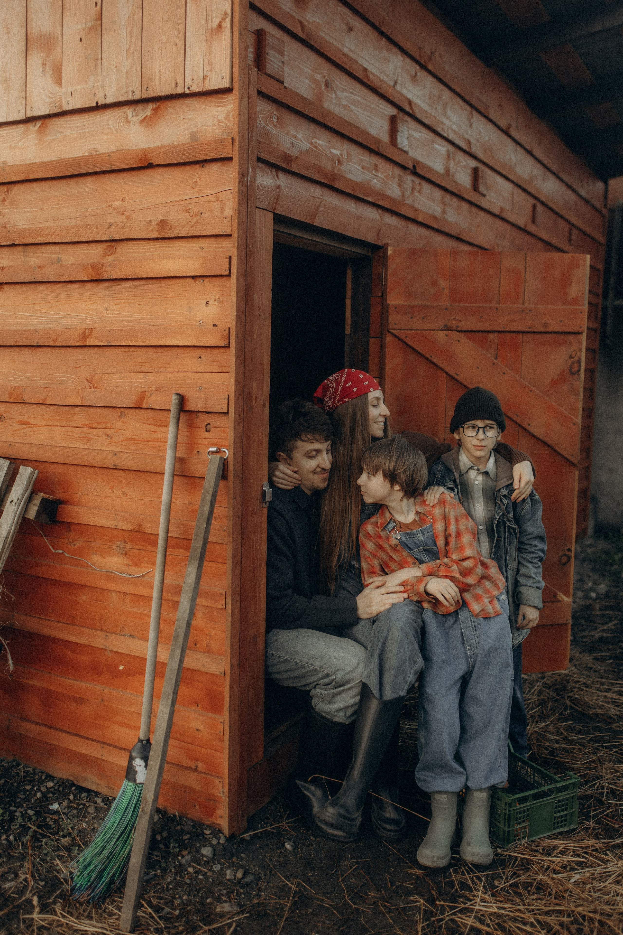 Семейная фотосессия на ферме. Семейный и свадебный фотограф в Новосибирске/Бийске Екатерина Логинова