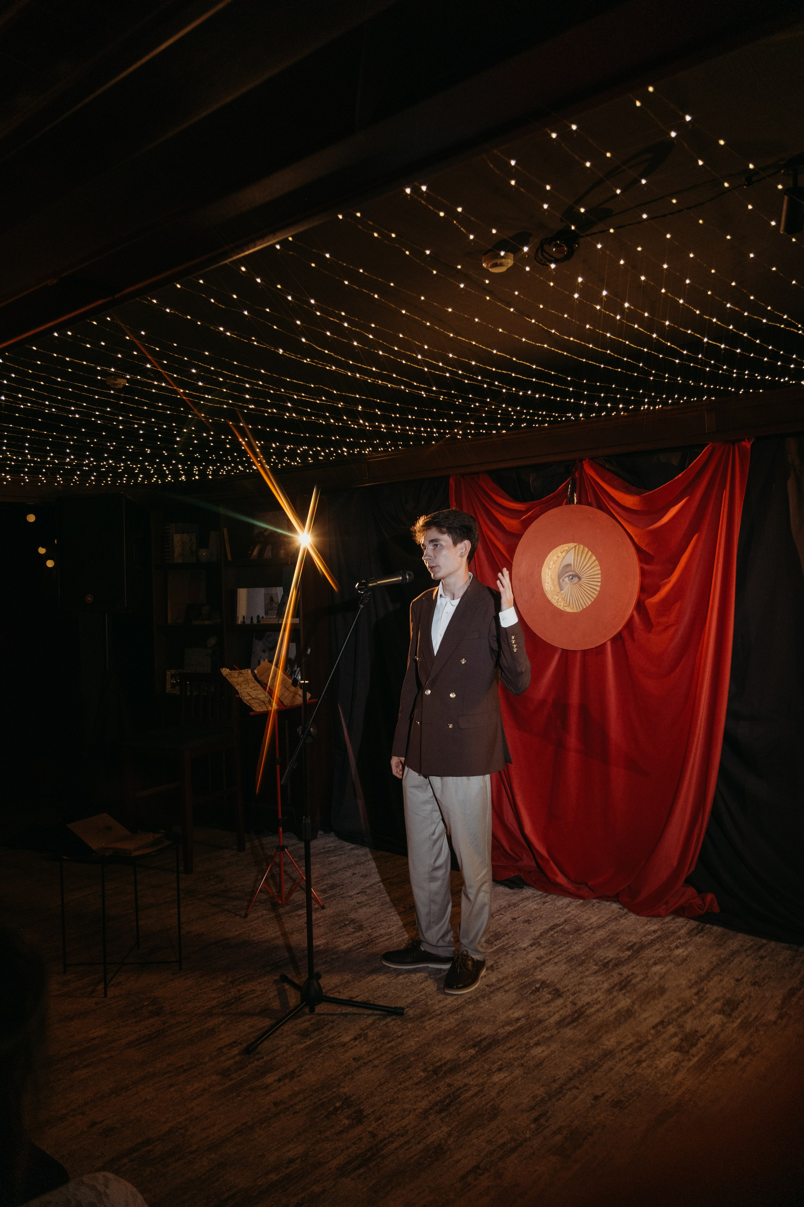 Поэтические встречи «Уютные чтения». Репортажный фотограф в Сочи Екатерина Вежливцева