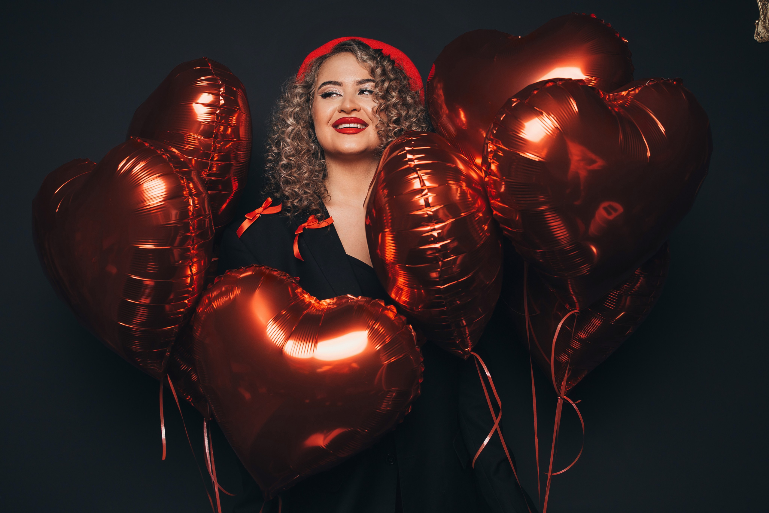 Фото день к 14 февраля.Эля