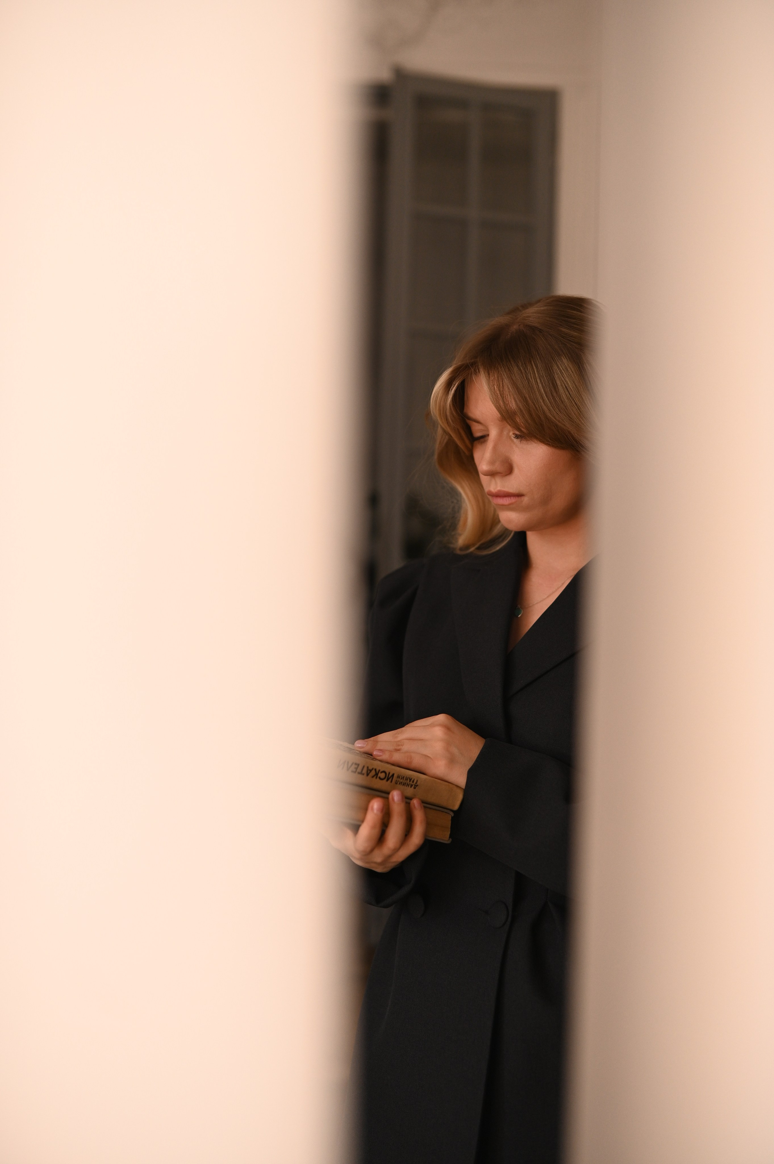 Женский портрет в студии. Семейный и детский фотограф в Москве Анна Оськина