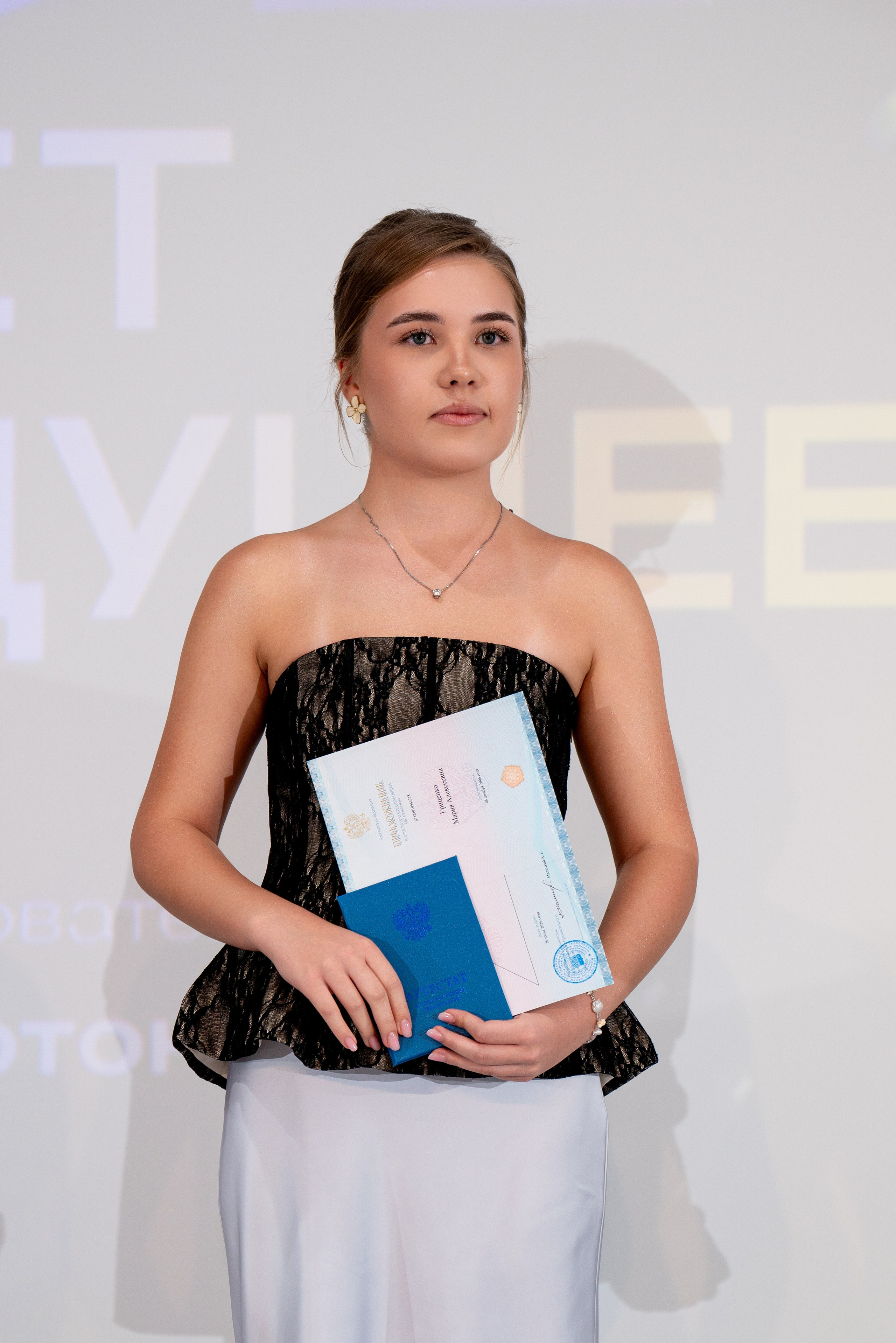 ВЫПУСКНОЙ В ПАРК-ОТЕЛЕ «БЕРЕЗКА». Фотограф на любое мероприятие
