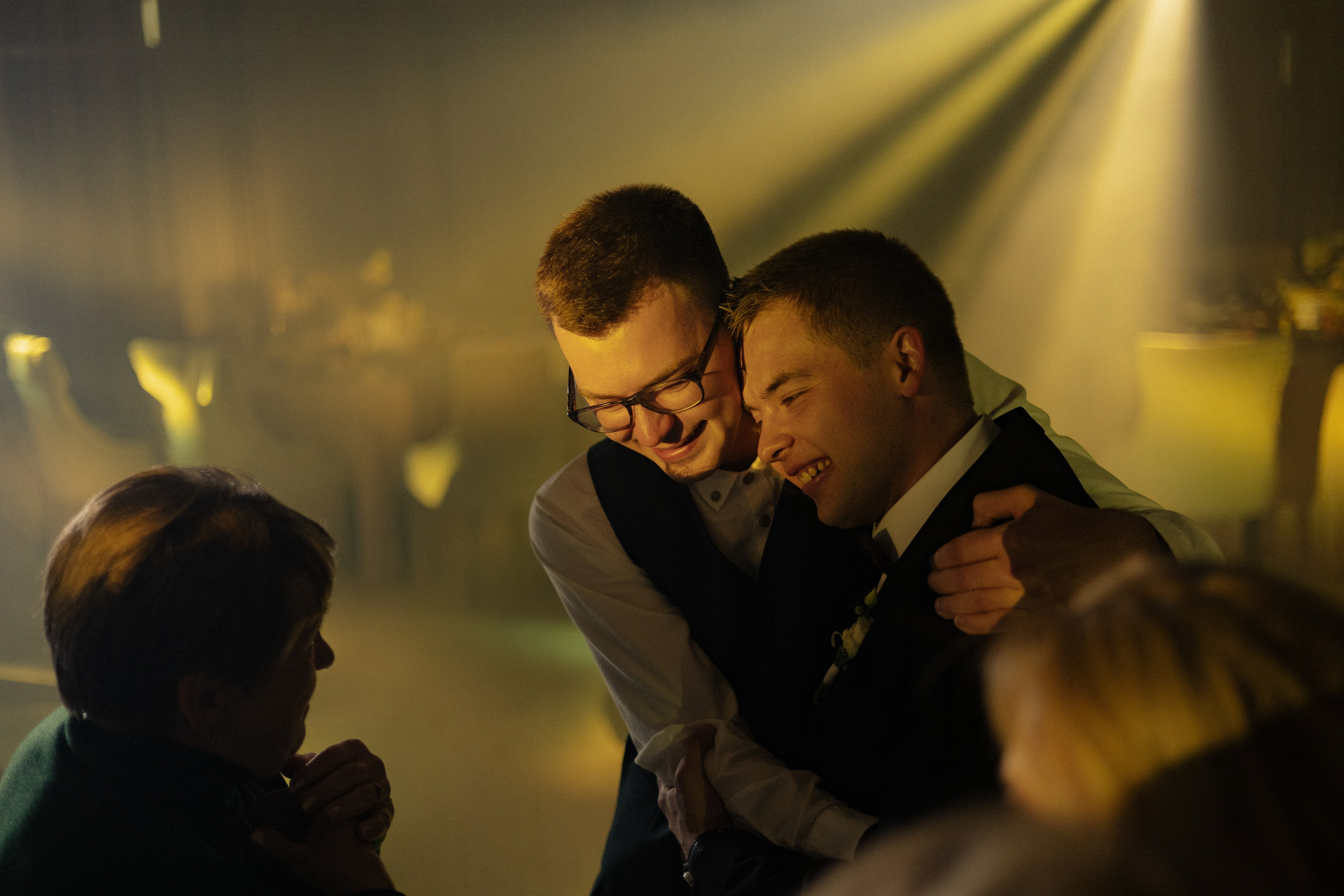 Аня и Саша. Свадьба в Юдино парк. Свадебный и портретный фотограф в Москве Анастасия Масюк