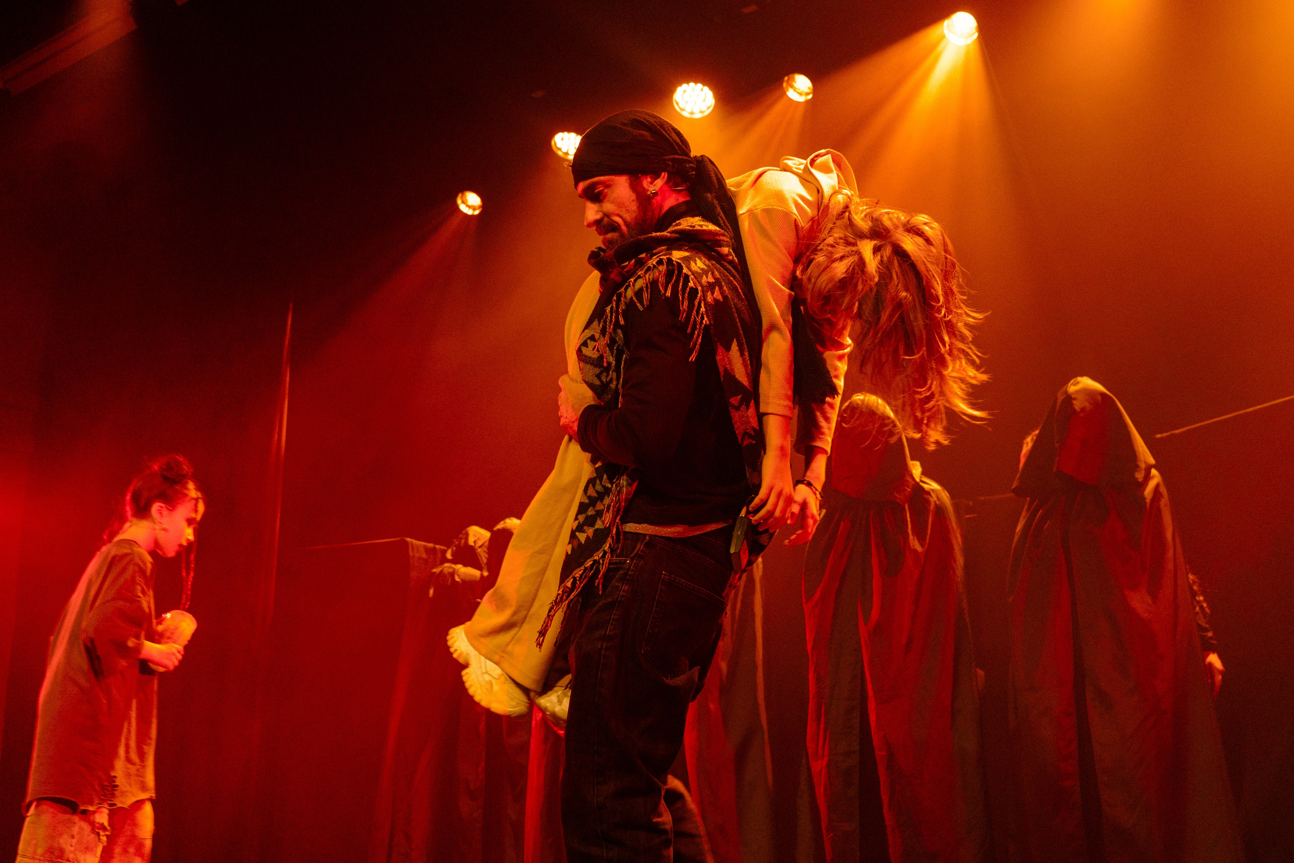 Мюзикл «Время жить» Москва. Женский фотограф в Москве Анастасия Сидорова