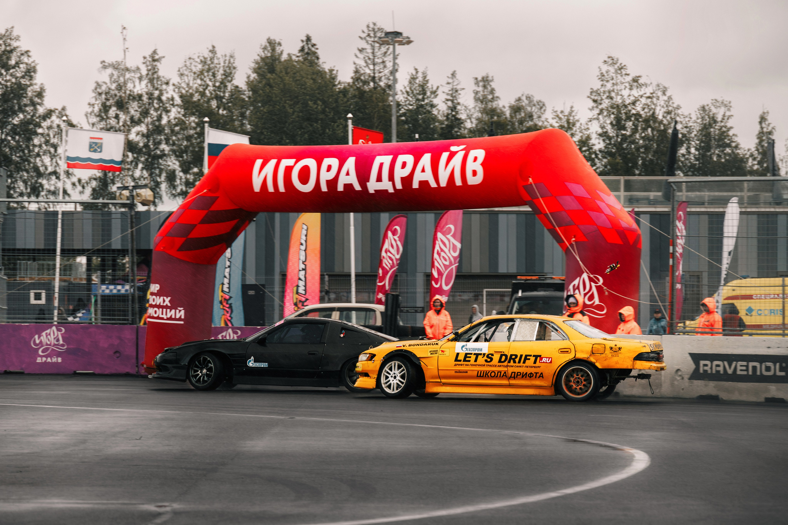 IDDC Этап 2: Бетонный Колизей и блогеры в деле