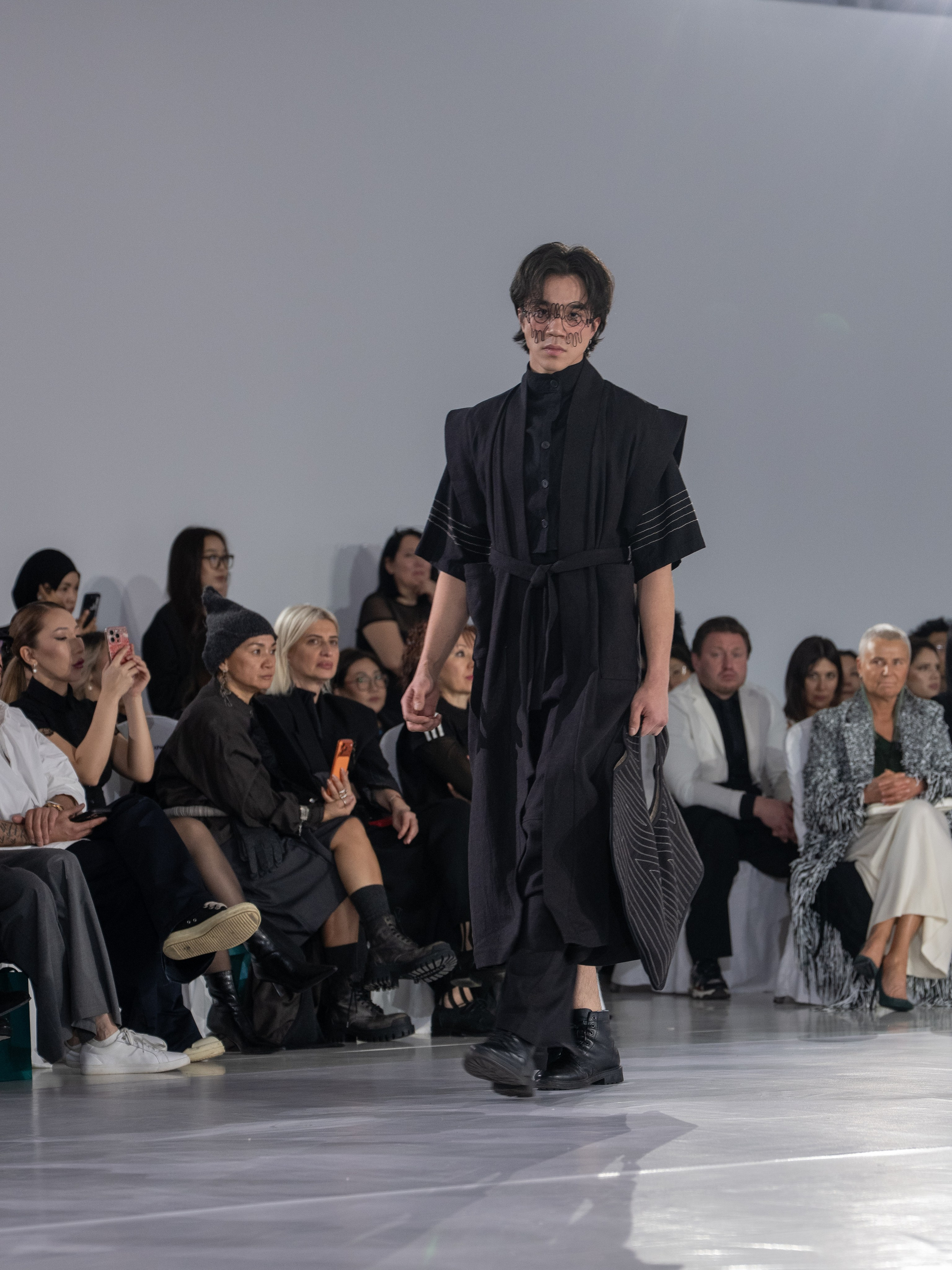 Дизайнер Zalkar. Сайт Алматинского НЮ АРТ, будуар и фэшн фотографа Дениса Карпенко