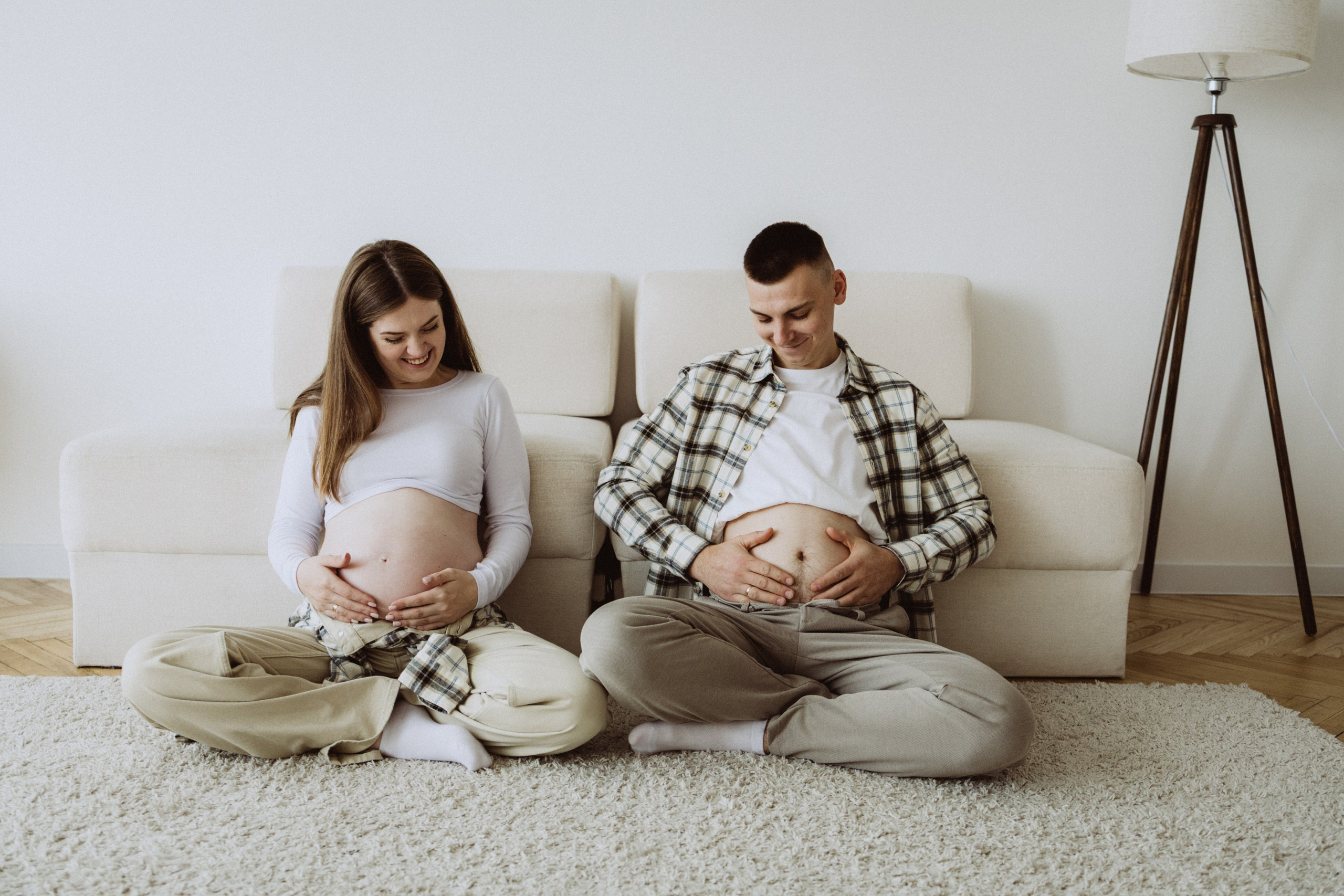 Фотосъемка беременности в студии. Семейный фотограф в Минске — Алина Тиханович