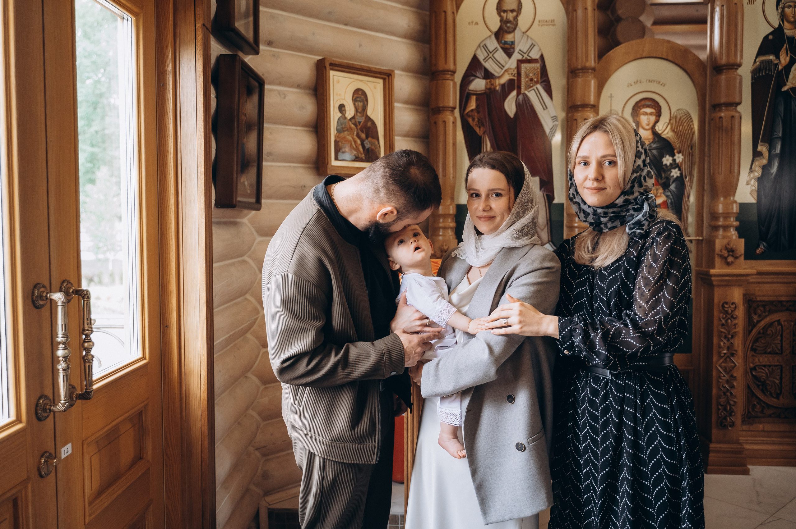 Крещение Мирона («Троеручица» храм в честь иконы Божией Матери). Семейный фотограф в Минске Дарья Дреко