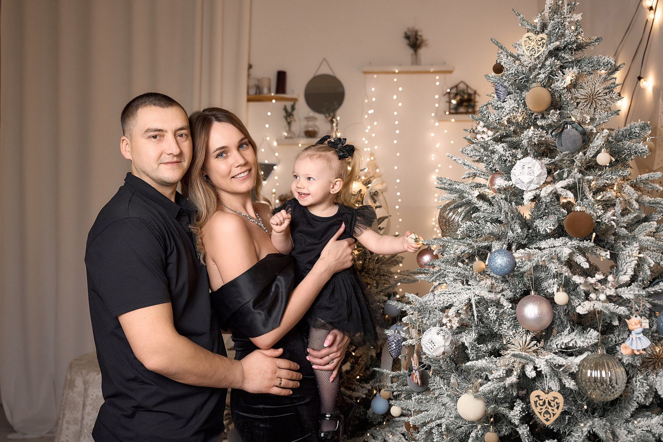 Новый год (семья Стефании). Свадебный и семейный фотограф в Красноярске Надежда Арефьева