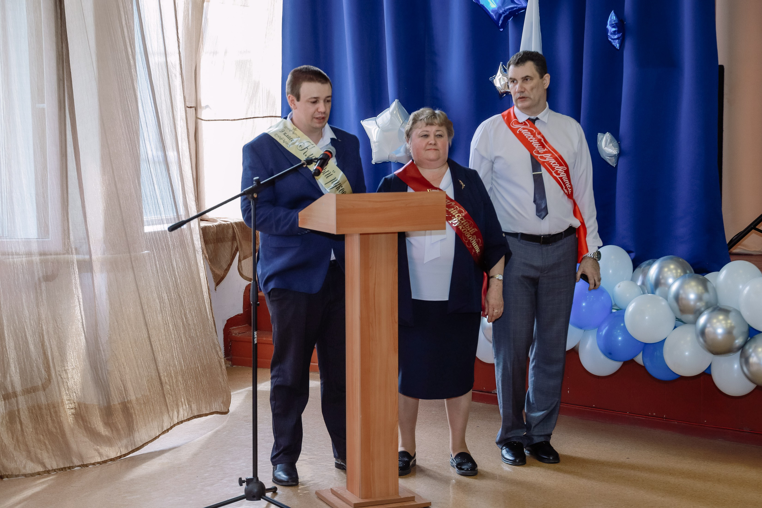 Последний звонок 9 кл № 26. Фотограф Юлия Мальцева