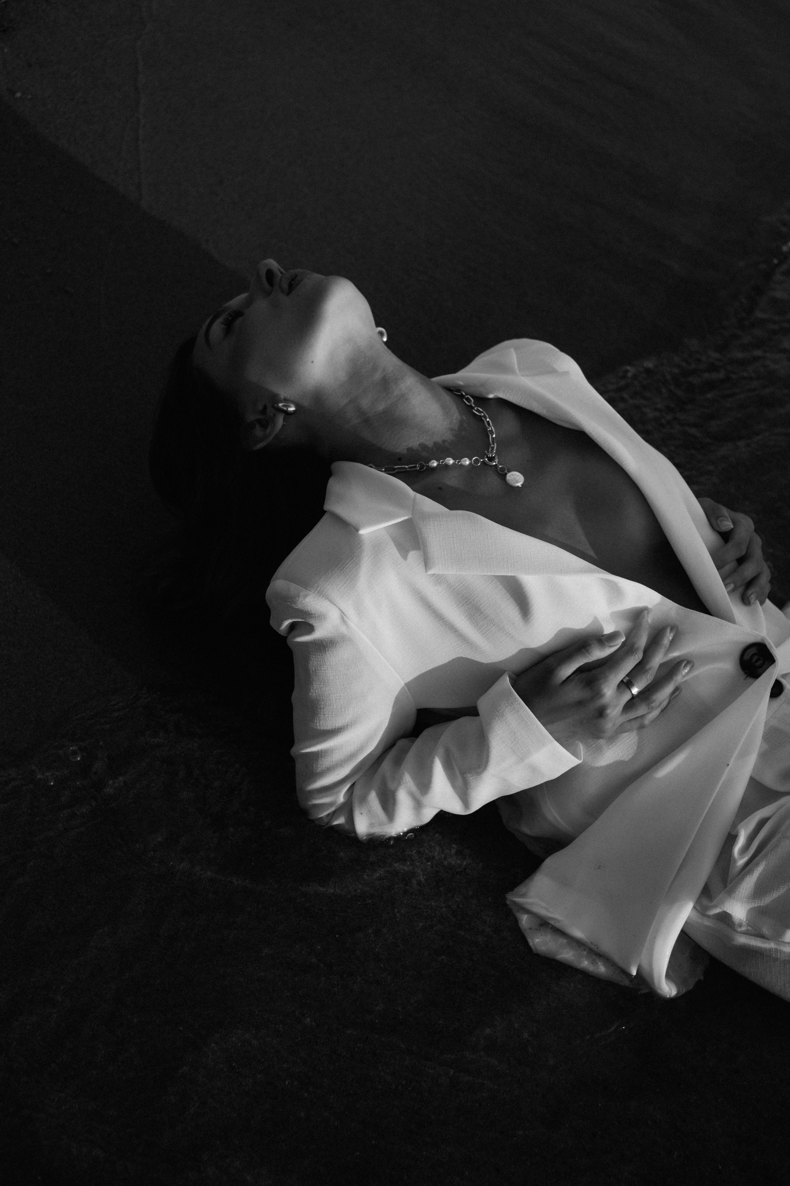 Рита на берегу. Фотограф в Новосибирске Диана Ильиных