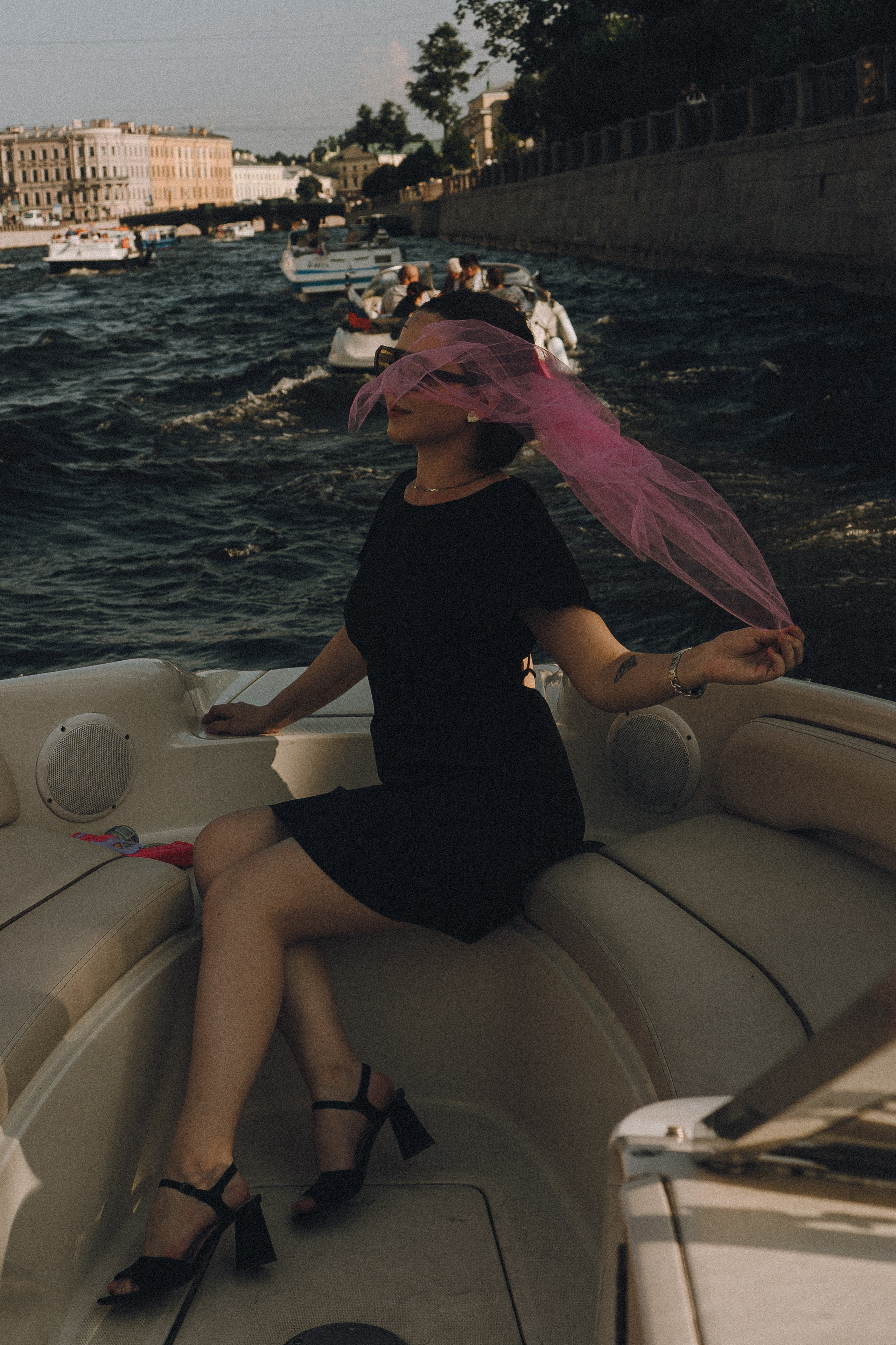 ДЕВИЧНИК НА КАТЕРЕ. Профессиональный фотограф, Санкт-Петербург — Виктория Богомолова