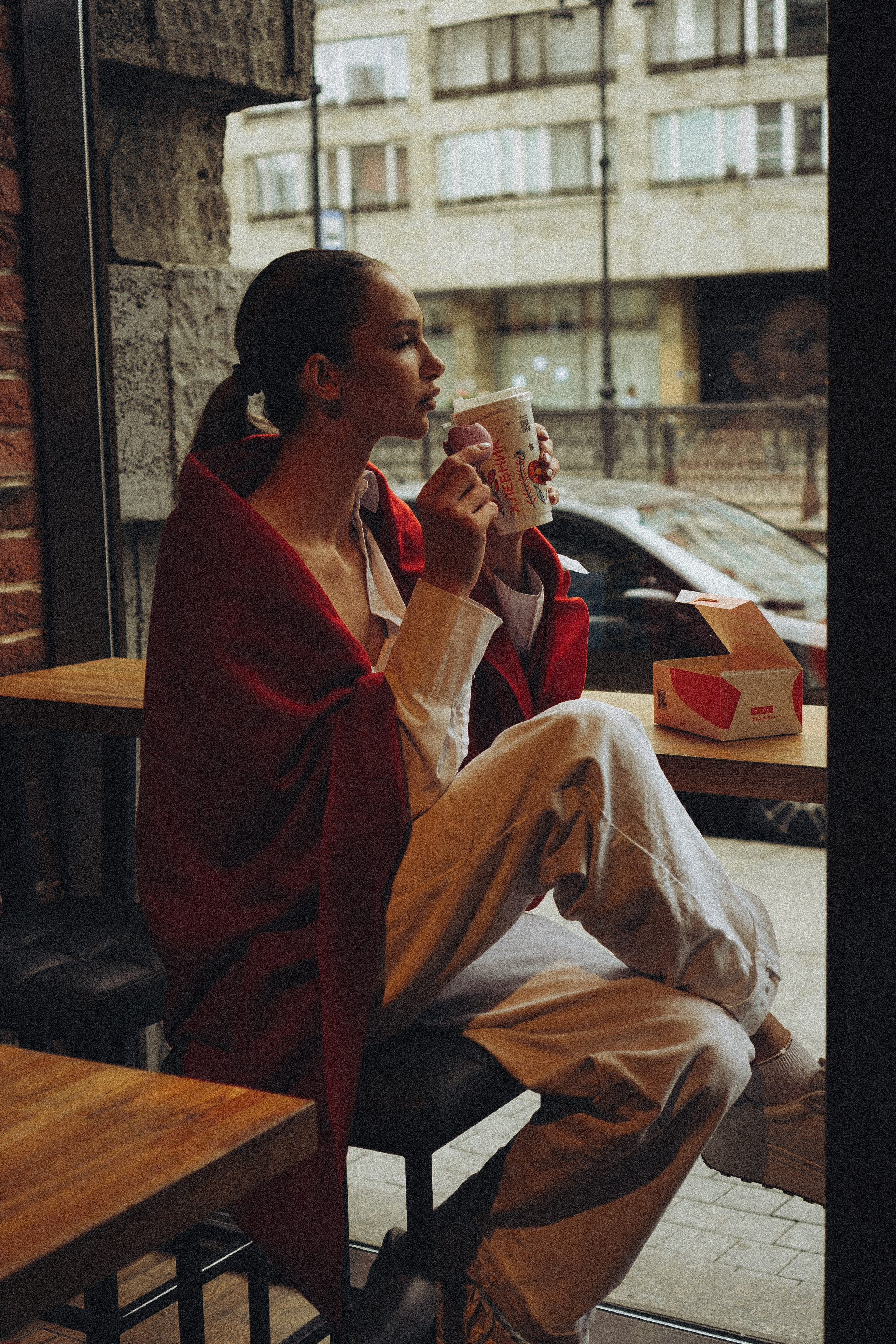 МЫ ГУЛЯЛИ ПРО КРЫШАМ ПИТЕРА. Профессиональный фотограф, Санкт-Петербург — Виктория Богомолова