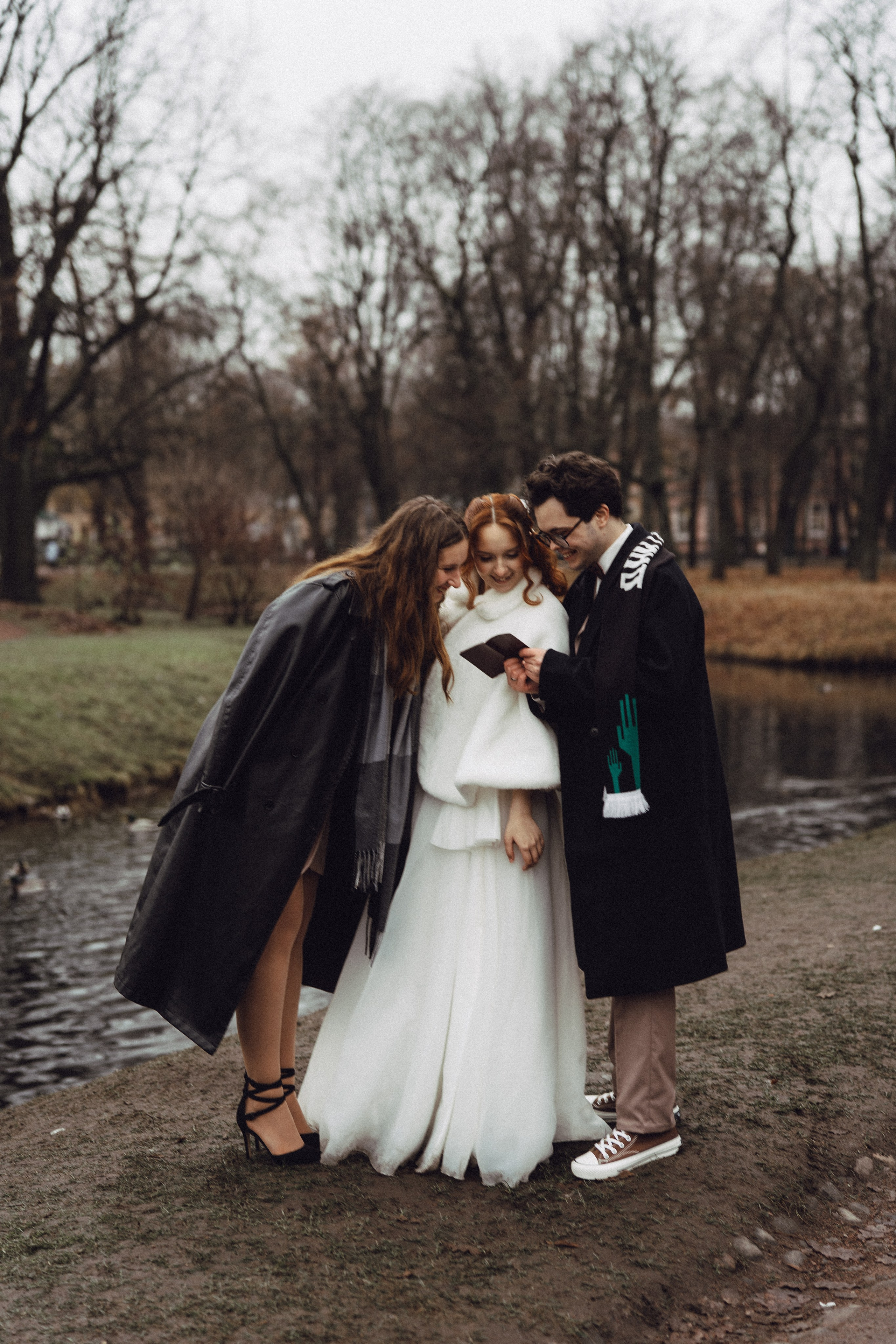 СВАДЕБНАЯ СЬЕМКА ВО ВТОРОМ ДВОРЦЕ С ГОСТЯМИ И ПРОГУЛКА В ТАВРИЧЕСКОМ САДУ. Профессиональный фотограф, Санкт-Петербург — Виктория Богомолова