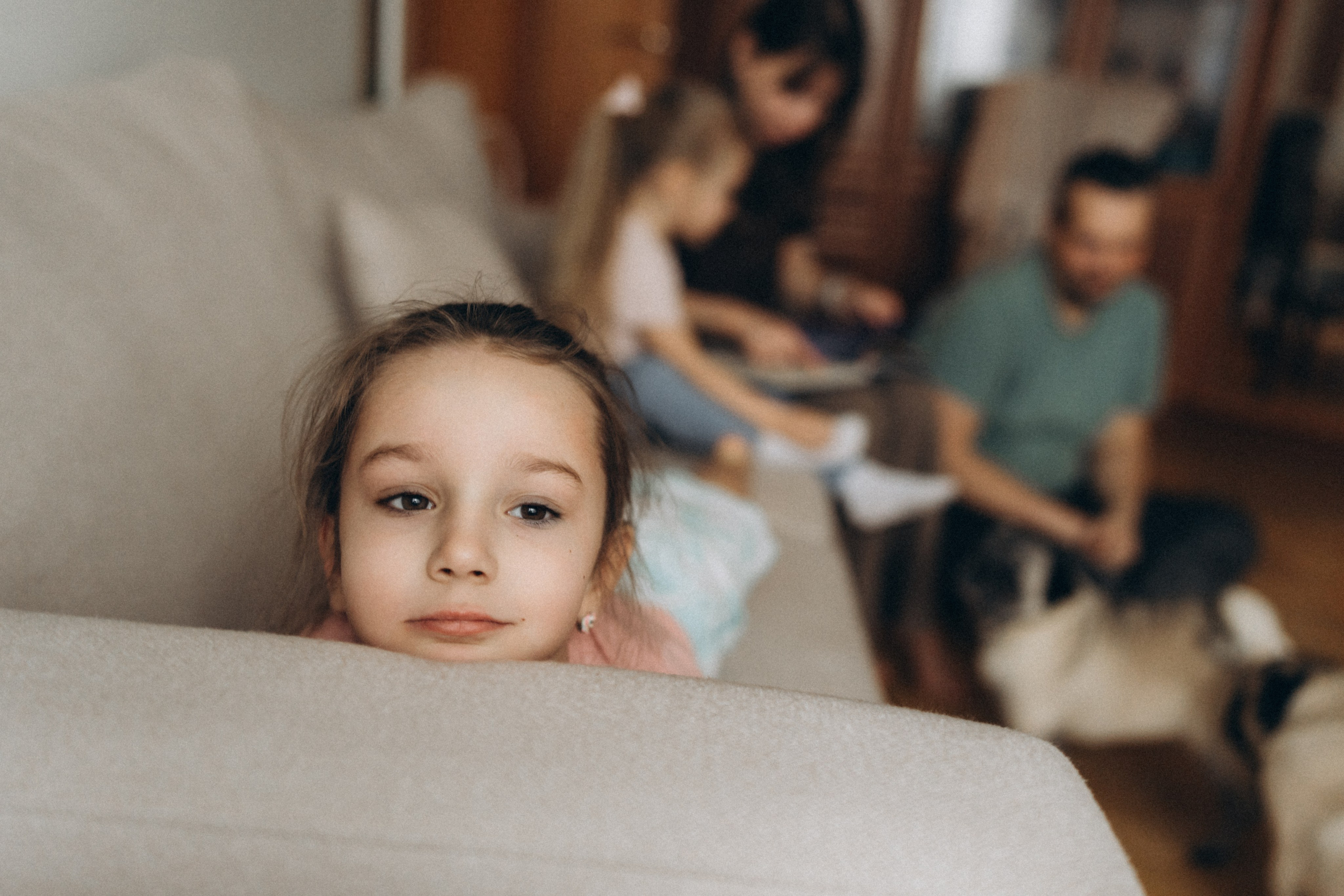 Уютная домашняя фотосессия Любы Димы Веры и Алины. Детский, семейный и ньюборн фотограф в Москве Юлия Шуарт