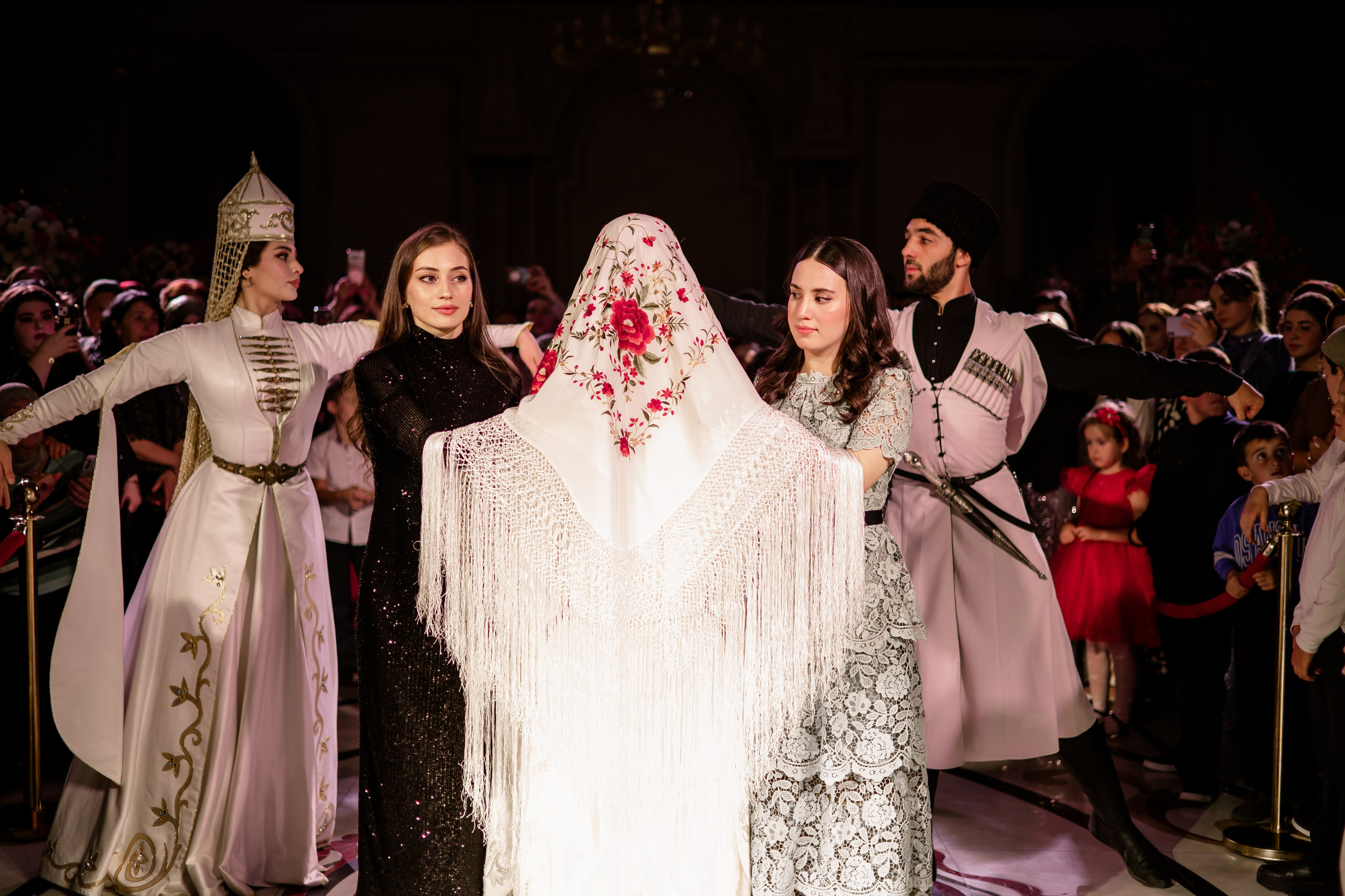 Свадебные фотосессии. Свадебный и семейный фотограф | SVET.photo