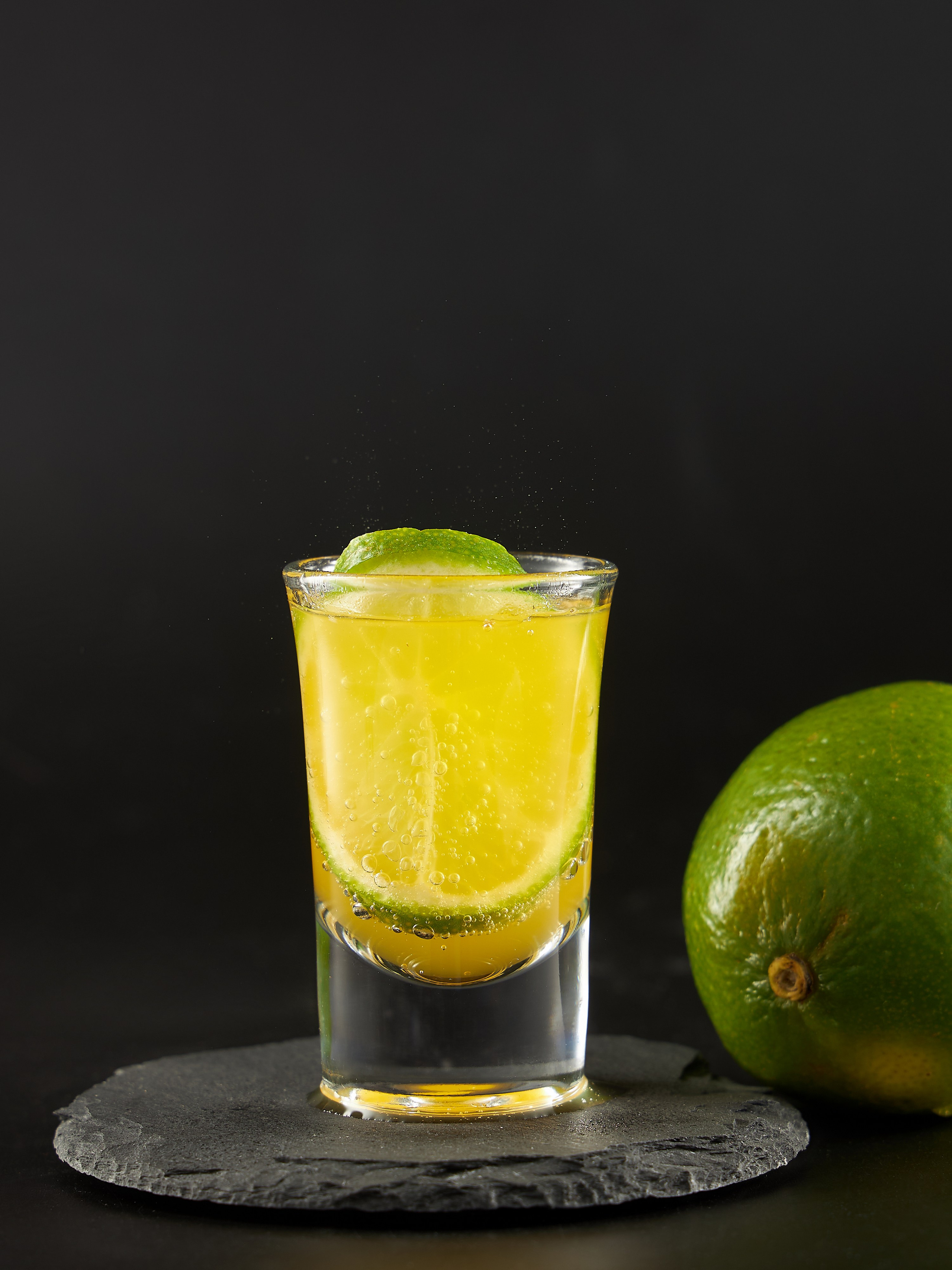 Фотосъемка посуды для маркетплейсов. Алексей Темнов — фотограф в Пятигорске