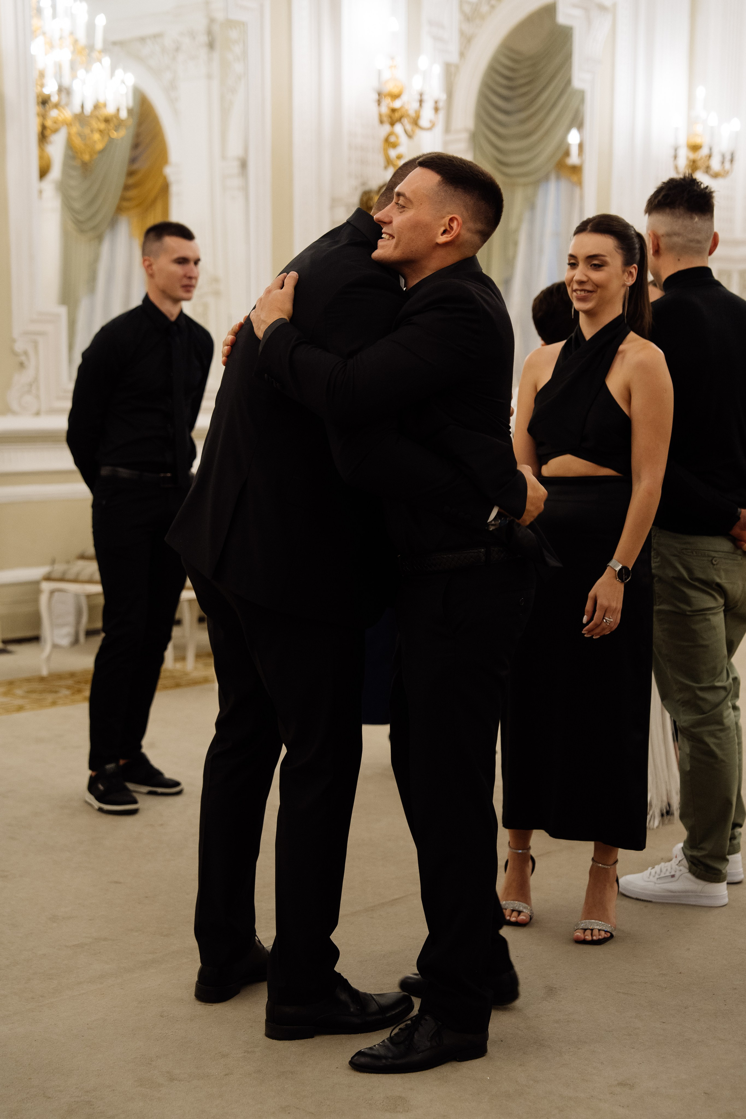 Свадьба в сошиал клабе. Свадебный фотограф организатор в Санкт-Петербурге Ассоль Опарина