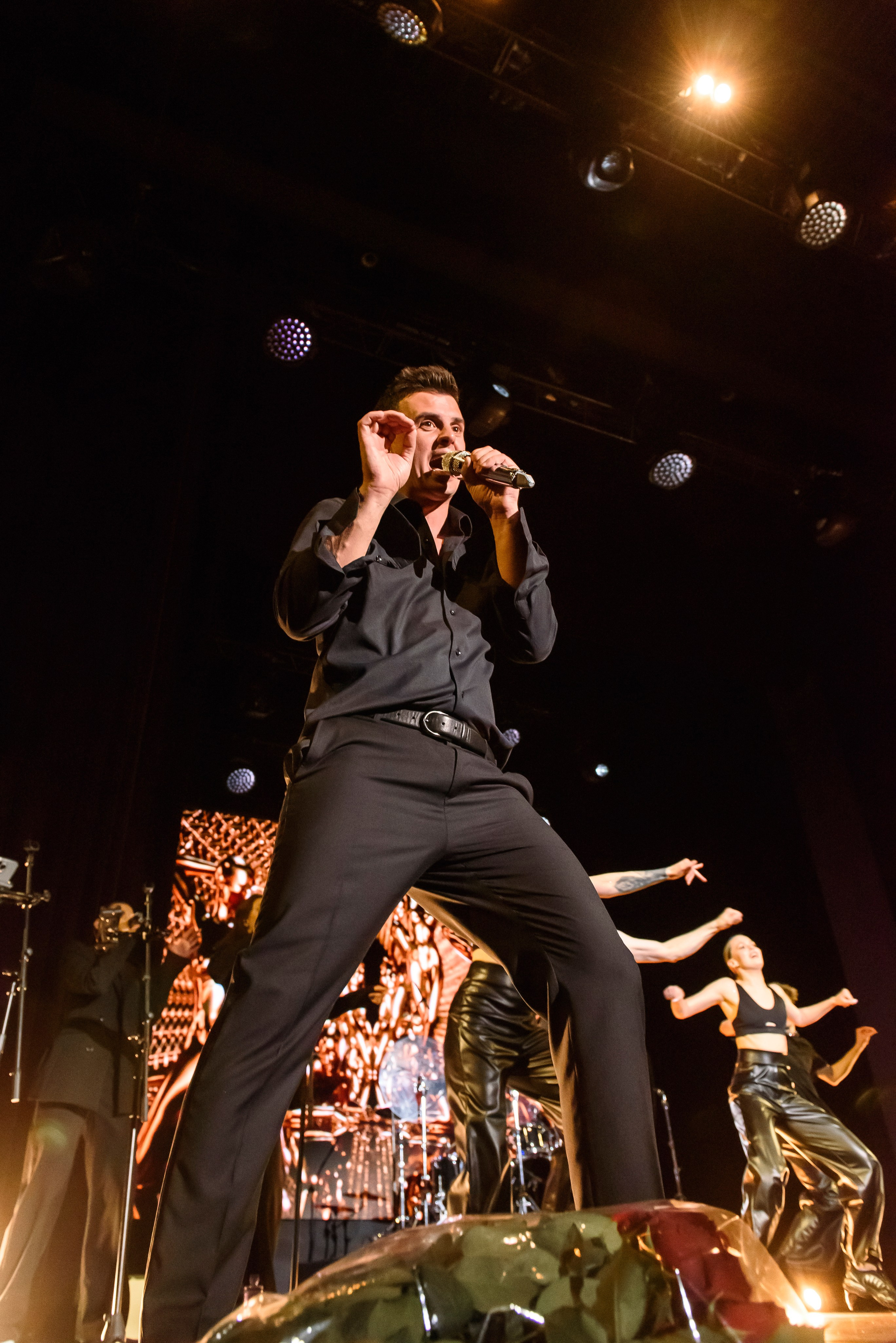 Кирилл Туриченко — Вегас Сити Холл. Бренд-фотограф для экспертов и блогеров в Москве Влада Горбовская