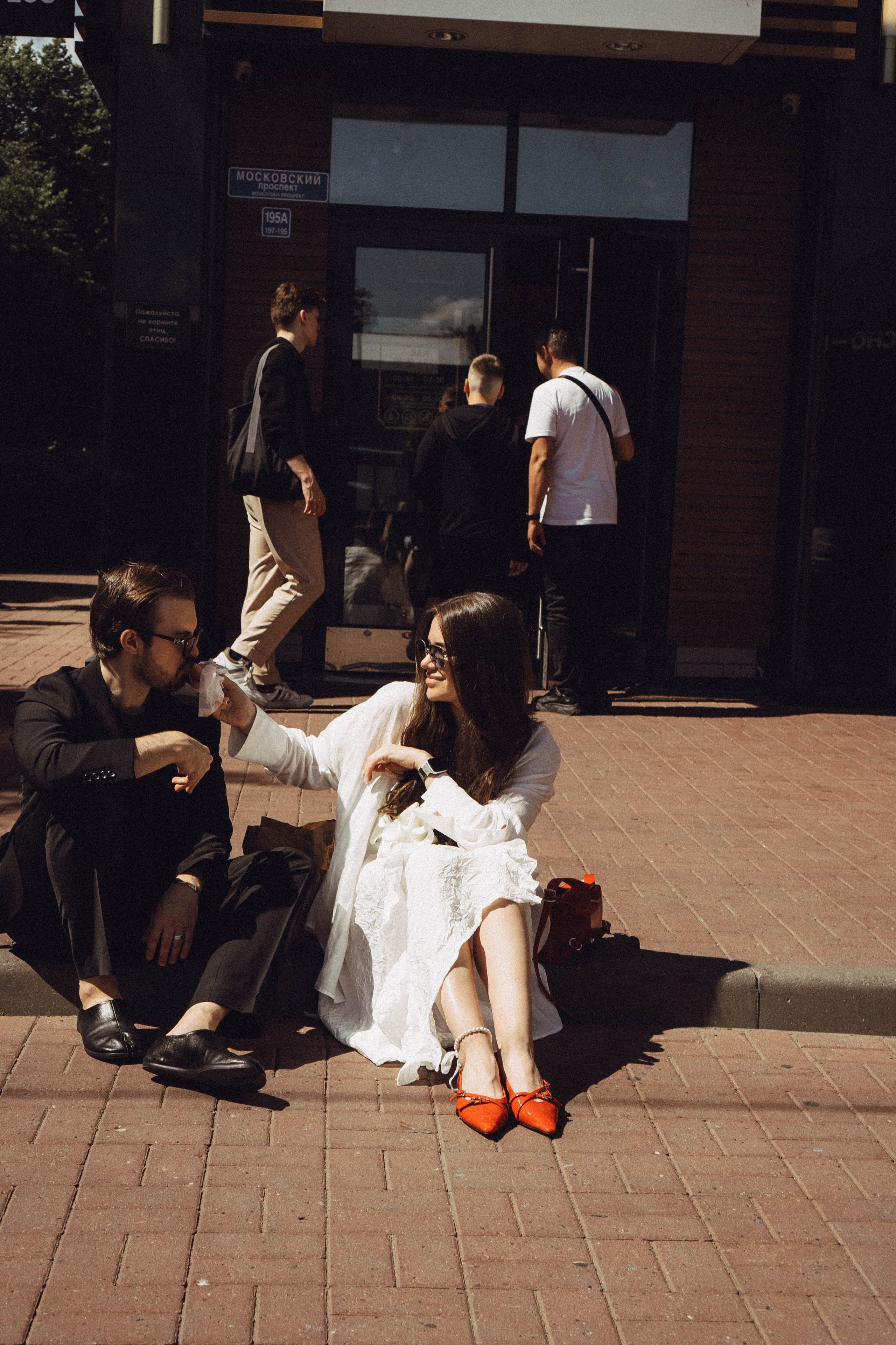 СВАДЕБНАЯ СЬЕМКА В ПАРКЕ ПОБЕДЫ И ПРОГУЛКА ПО МОСКОВСКОМУ ПРОСПЕКТУ. Профессиональный фотограф, Санкт-Петербург — Виктория Богомолова