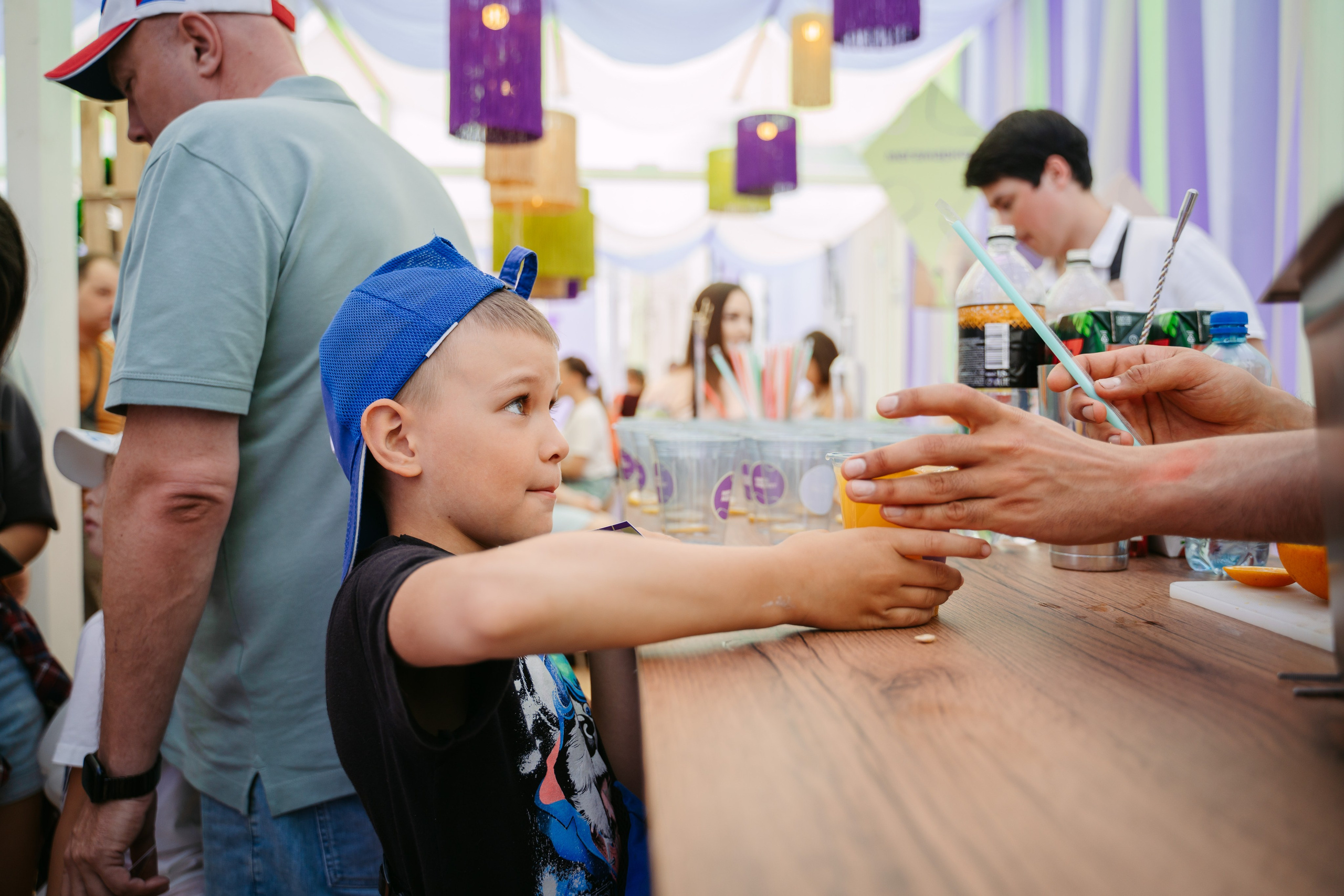 Мегамаркет. Фестиваль «Бульвар» / 2024. Саша Копылов, фотограф в Казани