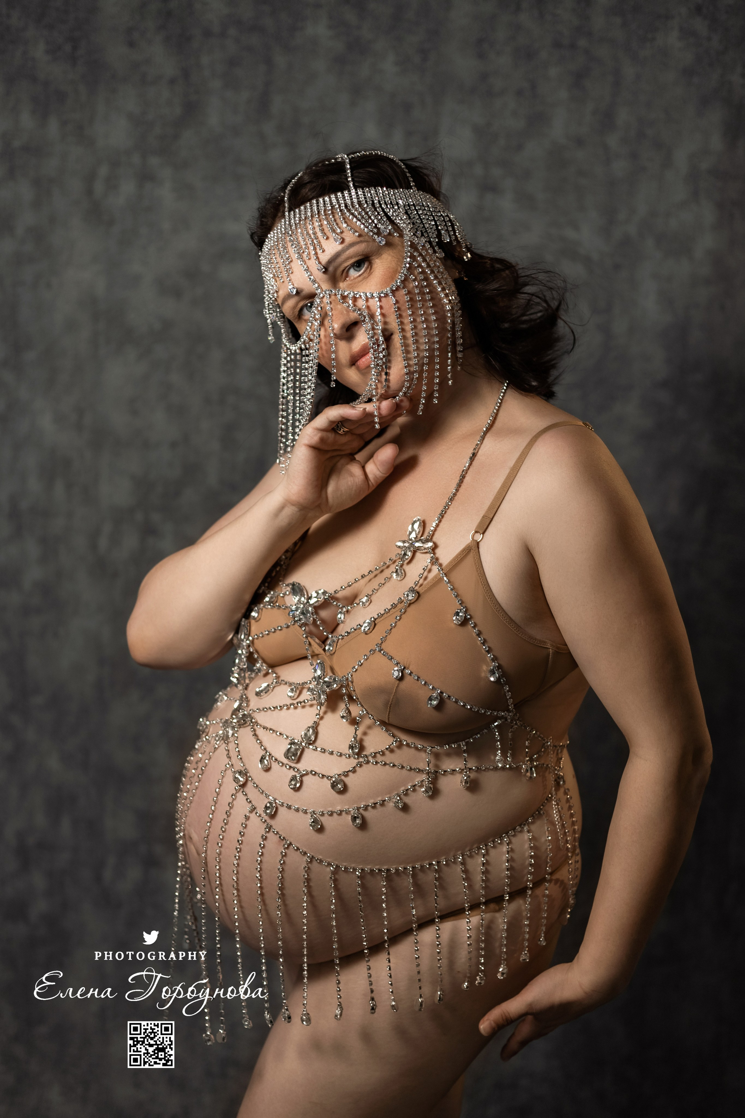 Моя мини студия. Авг.-сент 2024 г. Фотограф Пермь. Свадьбы. Семья и дети, школа, д. сад. Фотокниги