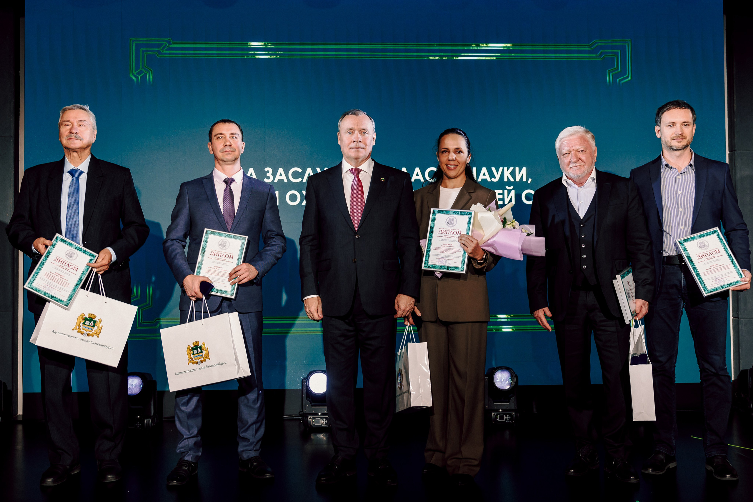 XXVI Церемония вручения премии имени В. Н. Татищева и Г. В. Де Геннина. Лёшка Варзегов — фотограф