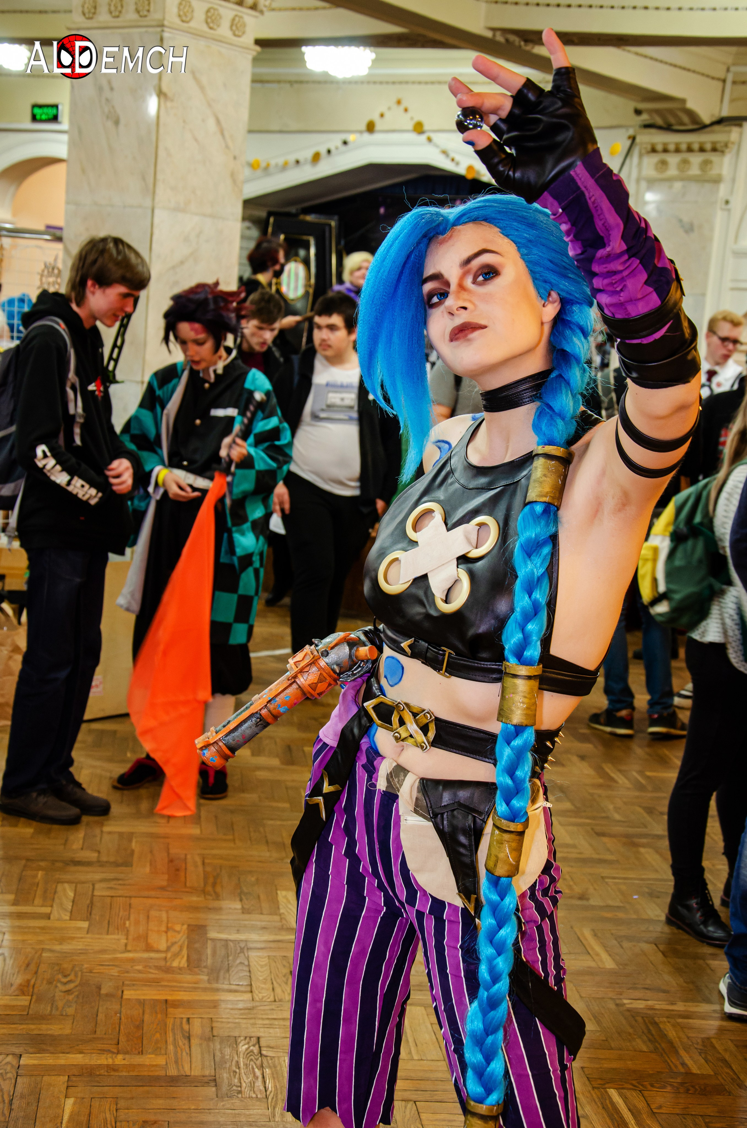 Аркейн, Ви, Джинкс, Лига Легенд персонажи косплей фото