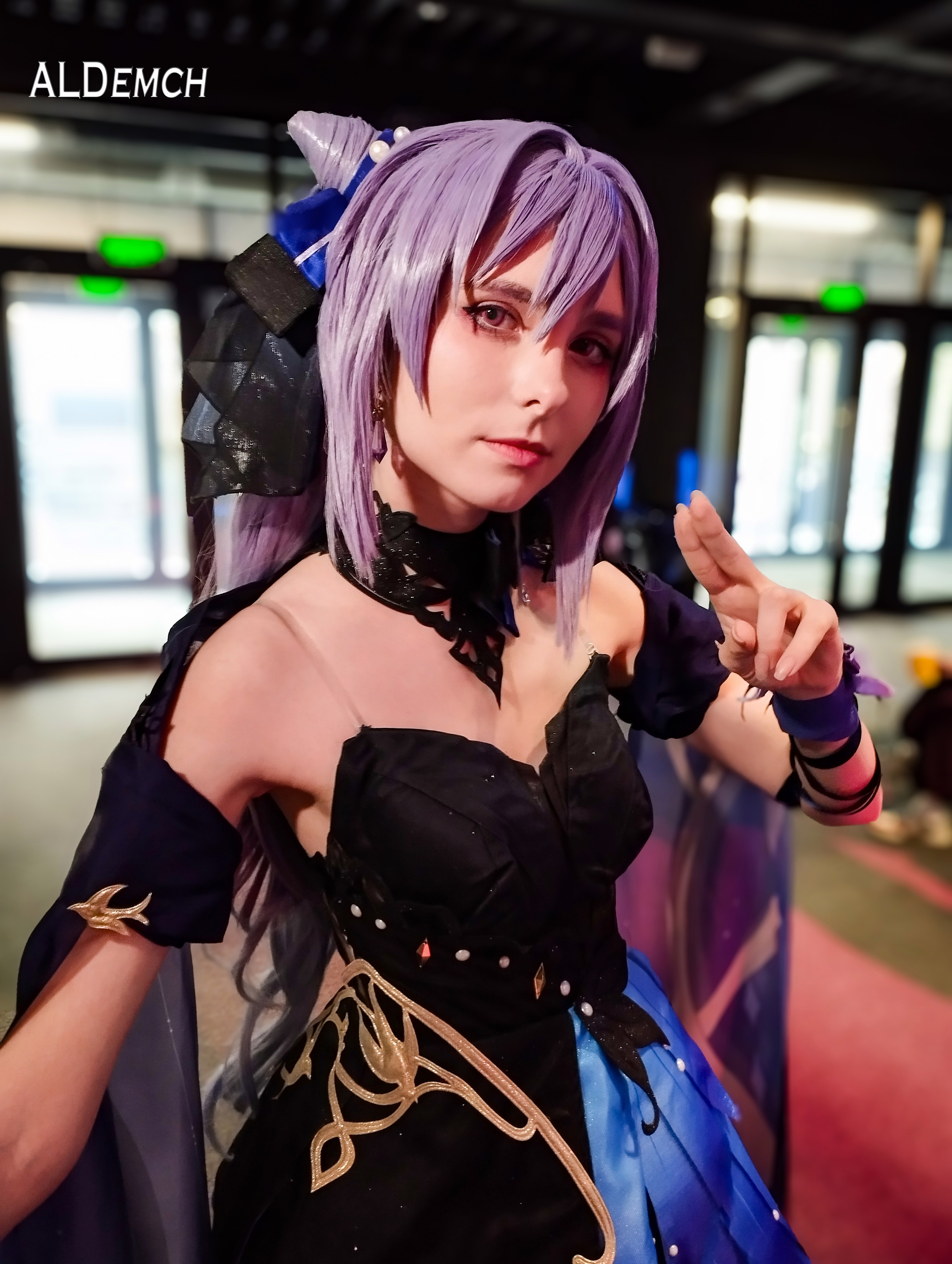 Аниме картинки персонажей и косплей фото в России Москве