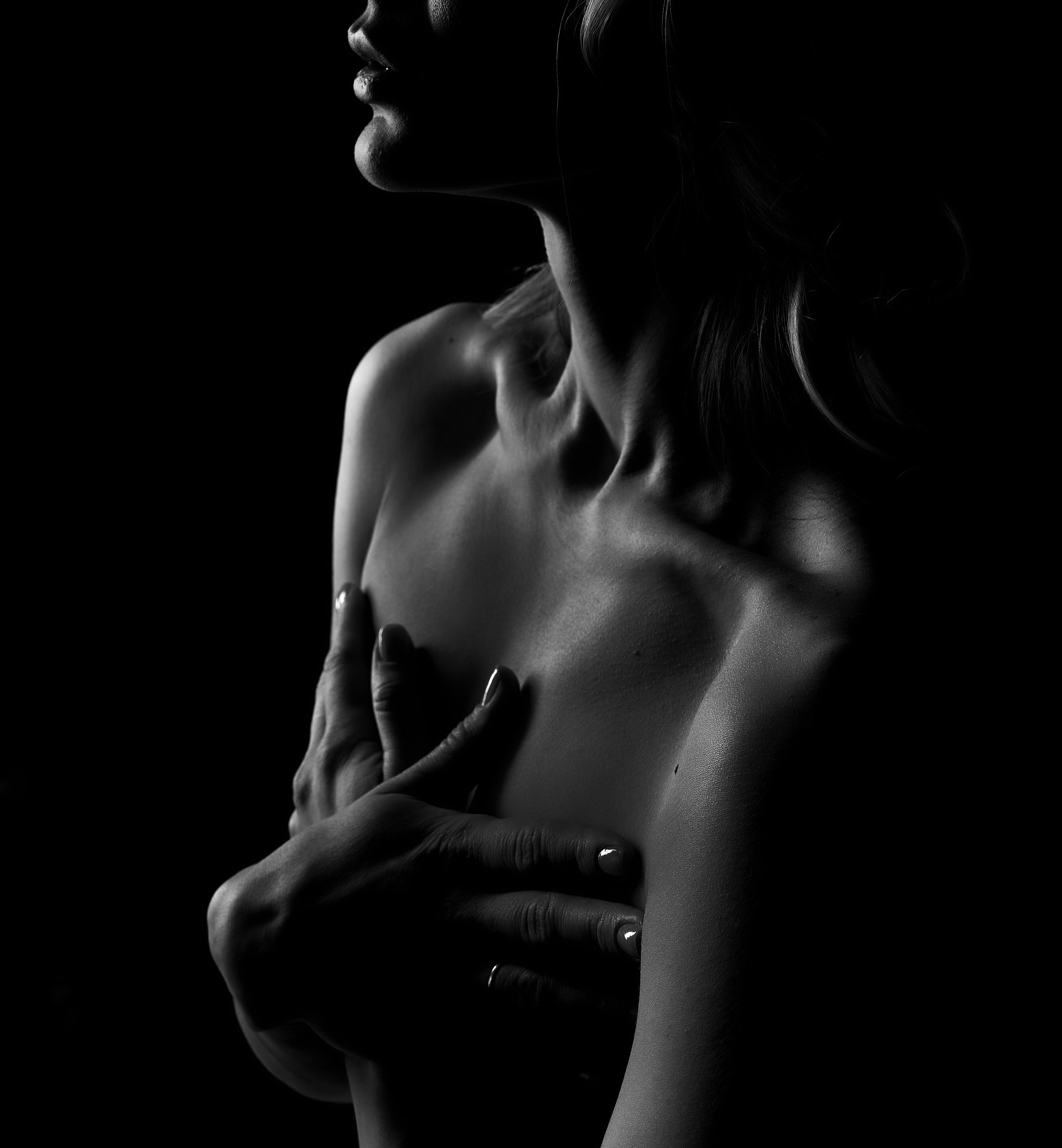 Фотосессия на черном фоне, силуэтная фотосессия. Свадебный и индивидуальный фотограф Аля Мамакова