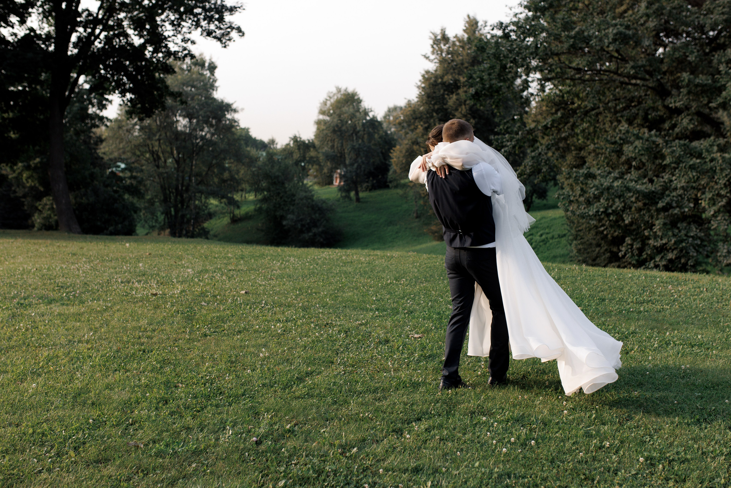 Хорошо, что мы есть друг у друга. Свадебный и семейный фотограф в Москве Julia Juice