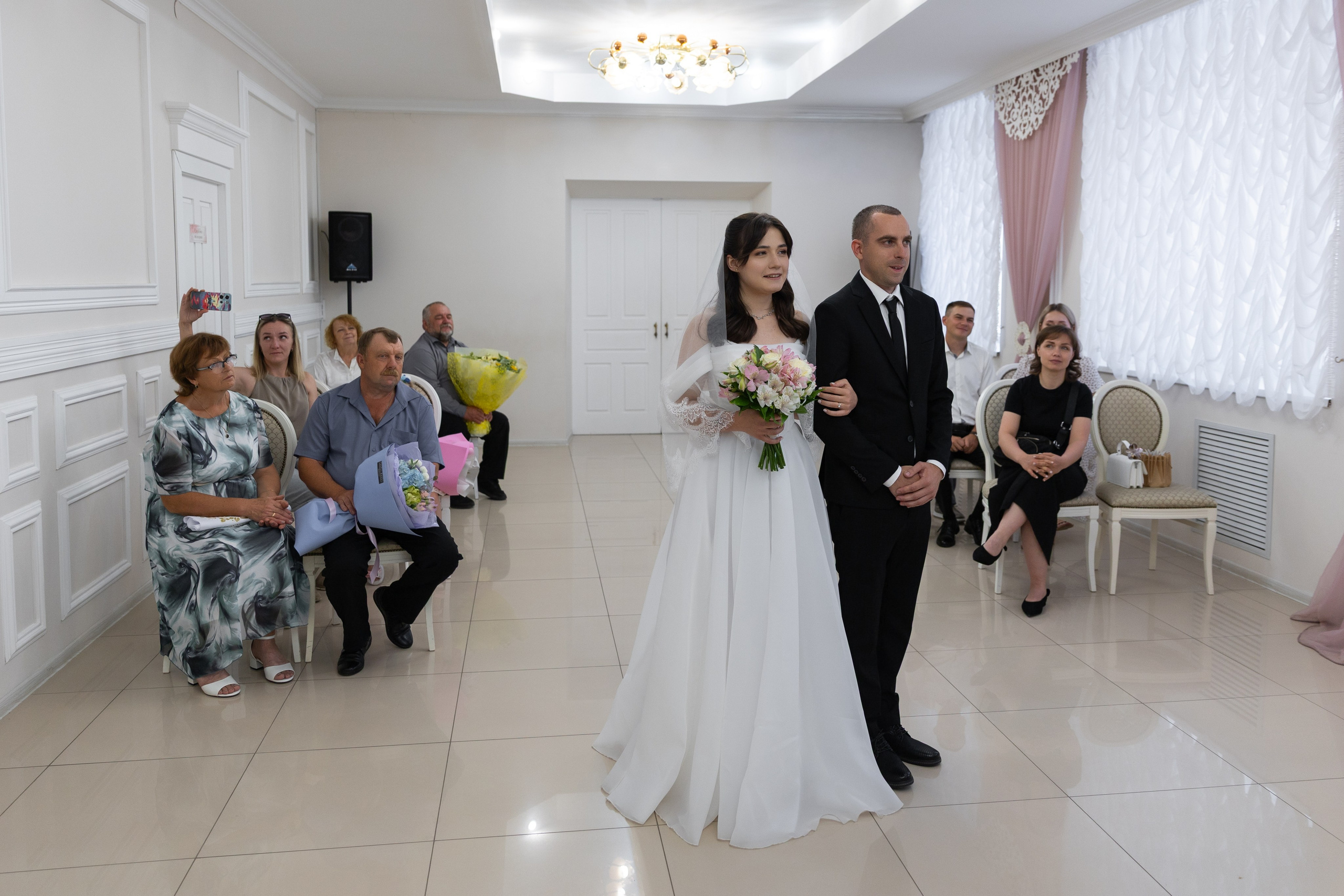 Пакет M (ЗАГС+фотосессия). Ваш фотограф для любого вида съемки