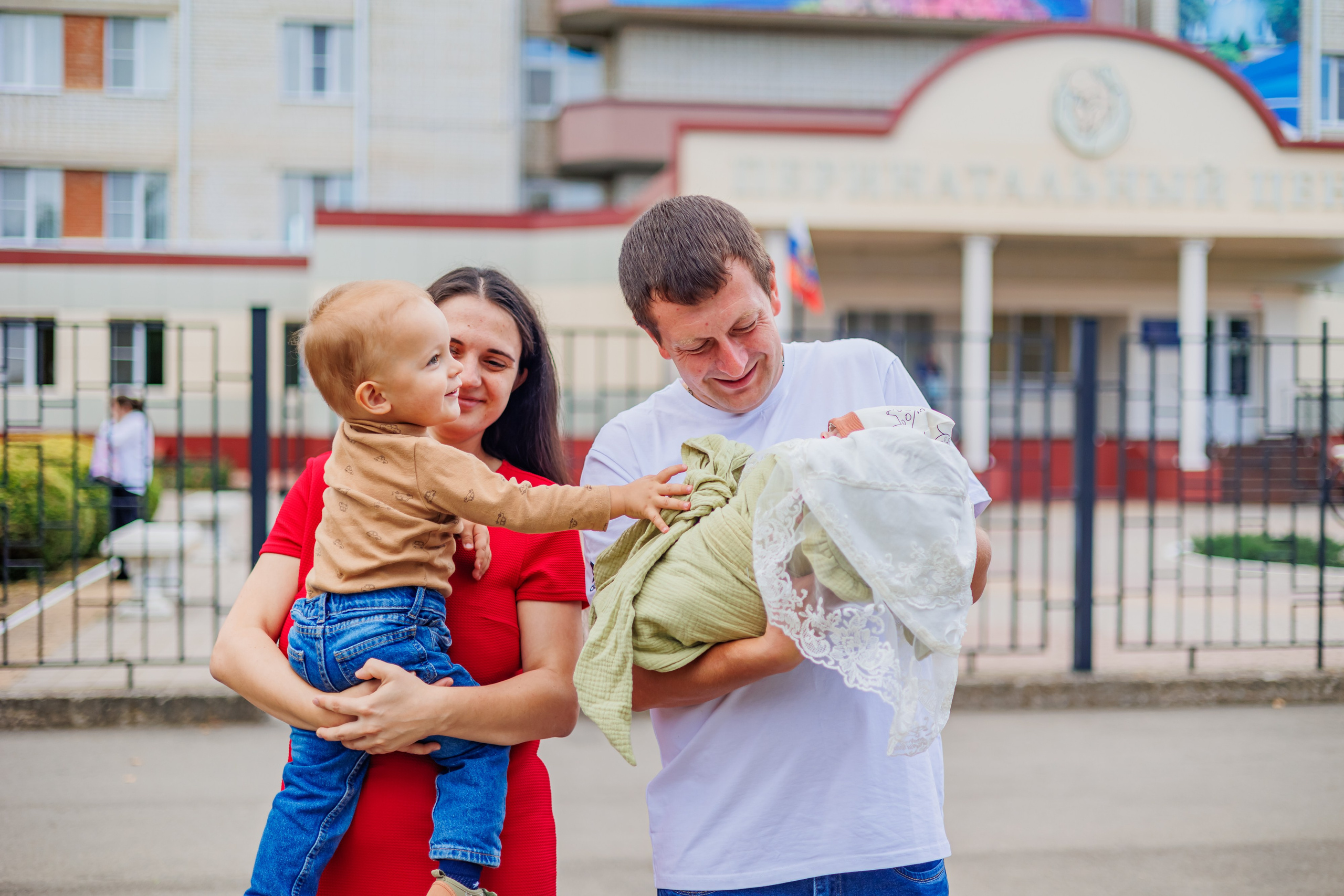 Выписка 25.09.24. Свадебный и семейный фотограф в Армавире