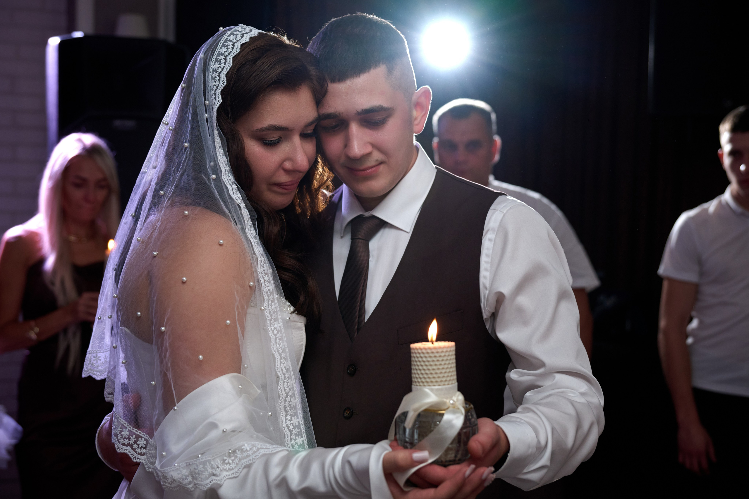 Свадьба Дениса и Валерии в Старом Осколе. Профессиональный фотограф Старый Оскол, Губкин — свадьба, венчание, крещение, юбилей и день рождения