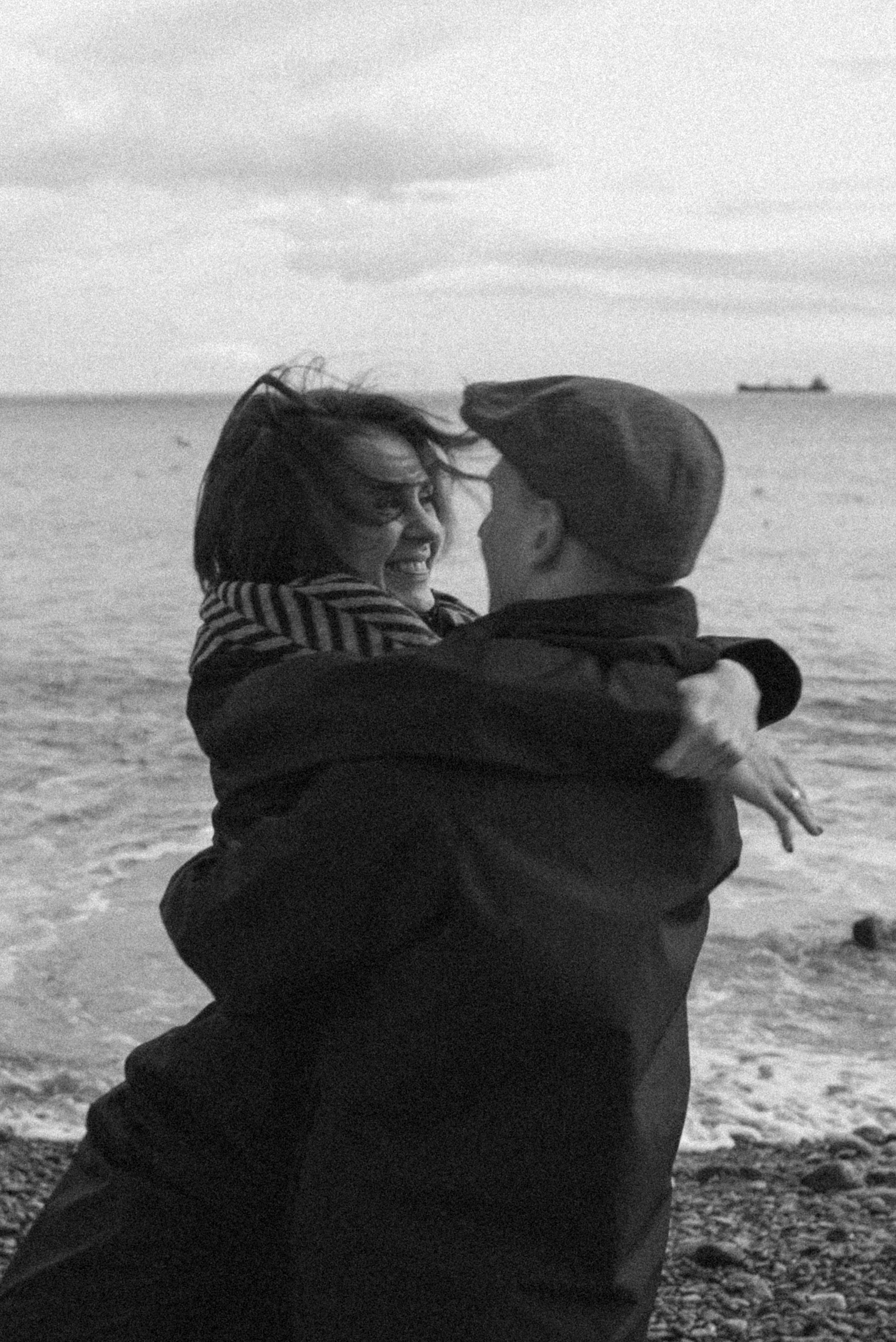 Lovers on the beach-10