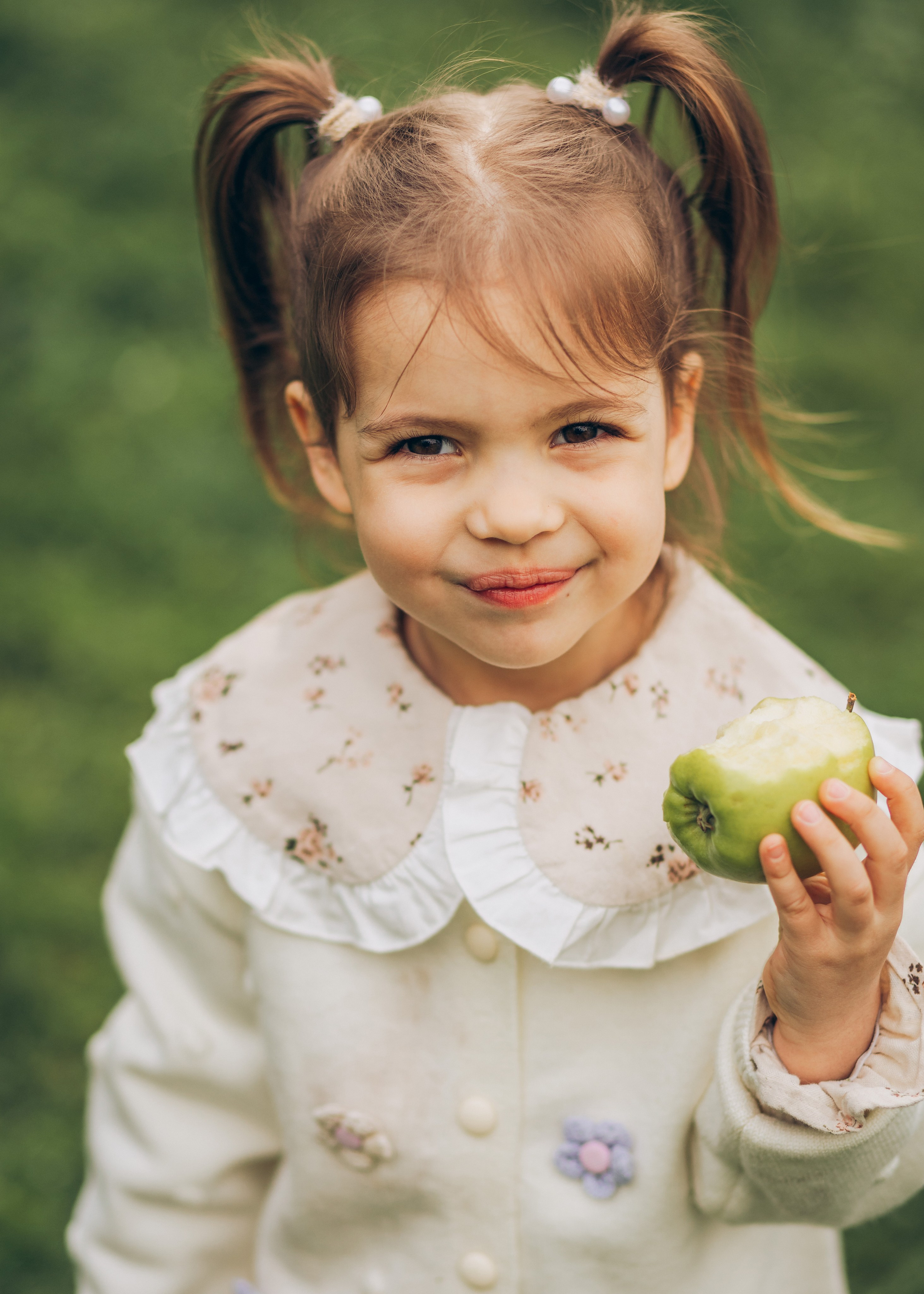 Надежда, Руслан, Ксюша и Настя. Семейный фотограф В Москве Александра Дейкун
