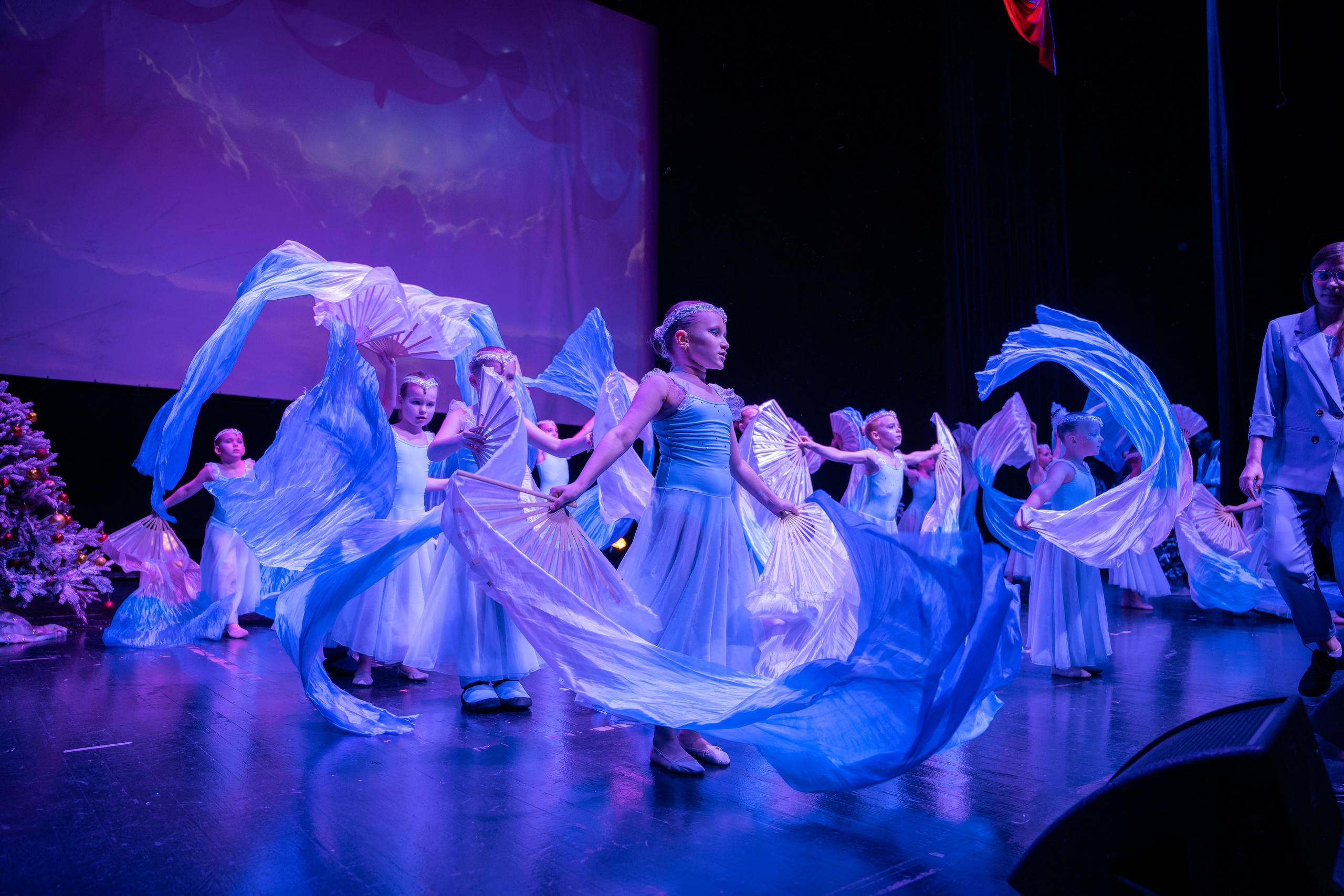 Съёмка новогодних праздников, елки для детей и родителей. «Студия DRONAVT`s» — видеосъёмка и фотография г. Москва