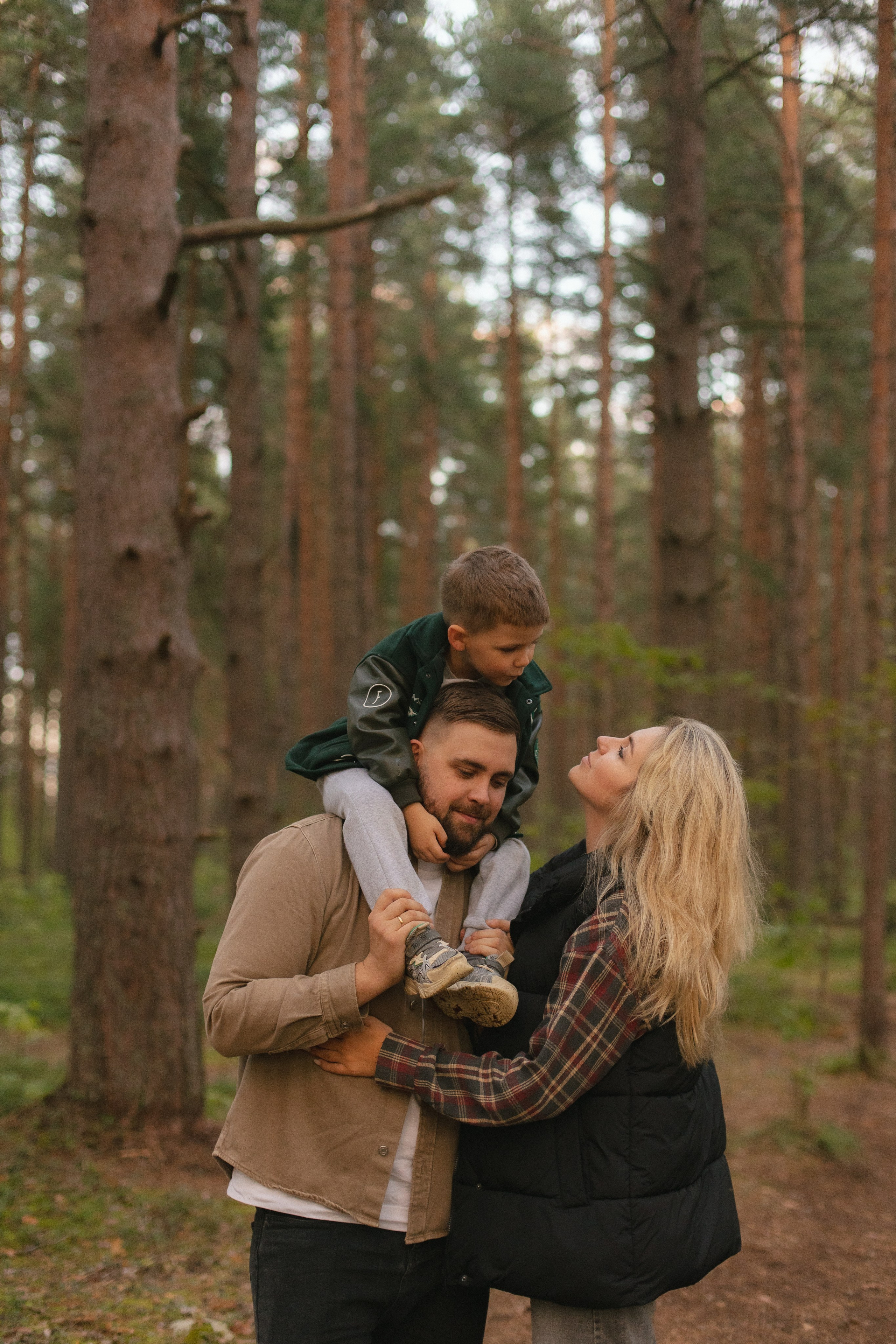 Лес с динозаврами. Фотограф из Петербурга