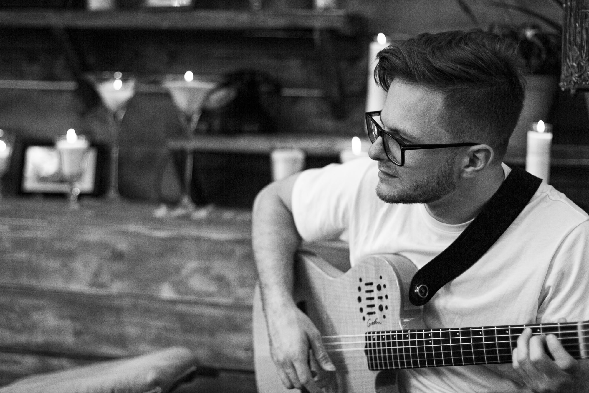 Концерт в летнем кафе Bollo. SaGaFOTO.ru