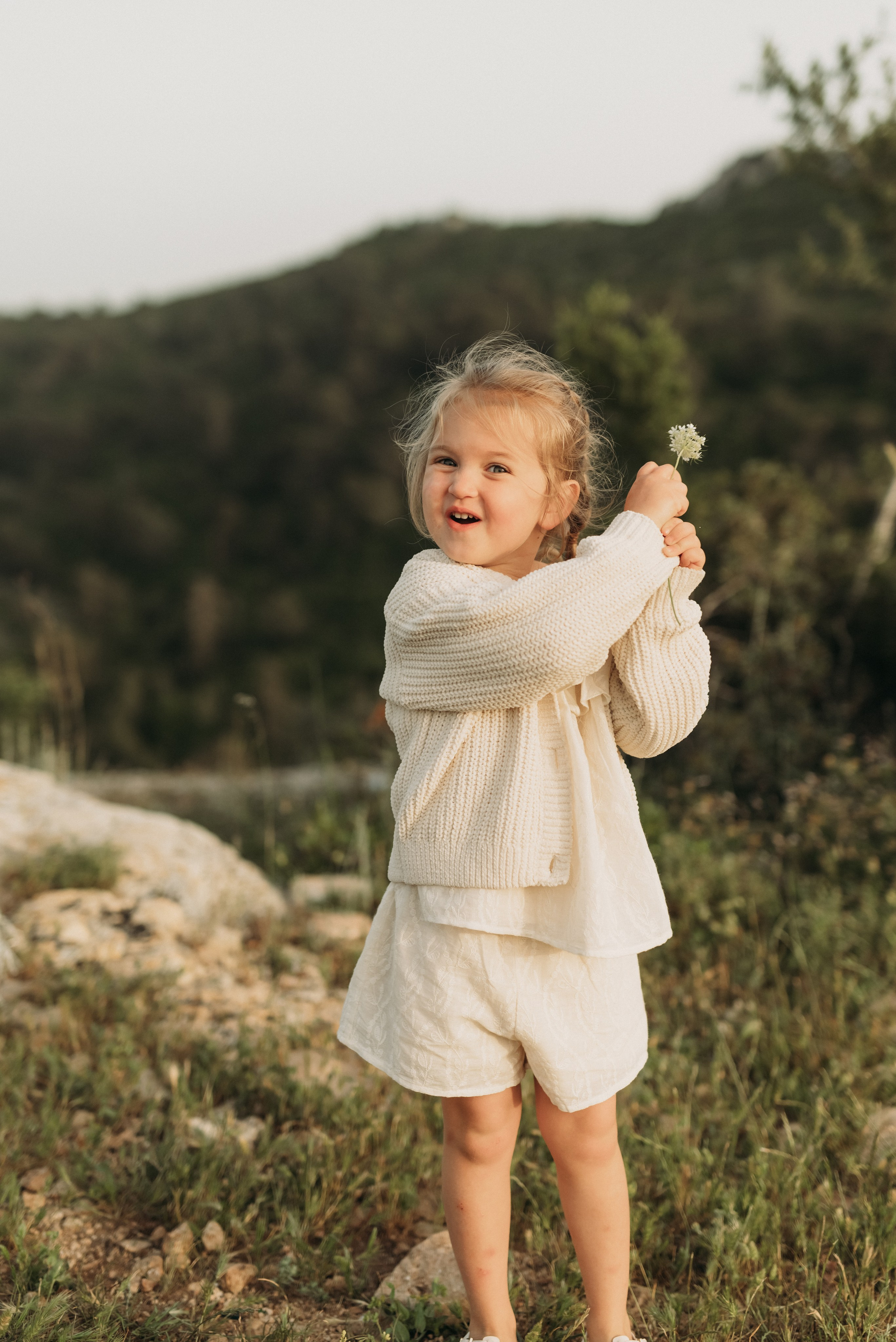 Family: Iryna, Vlad, Yasmin & Arina. Family photographer in Israel | Alesya Superfin