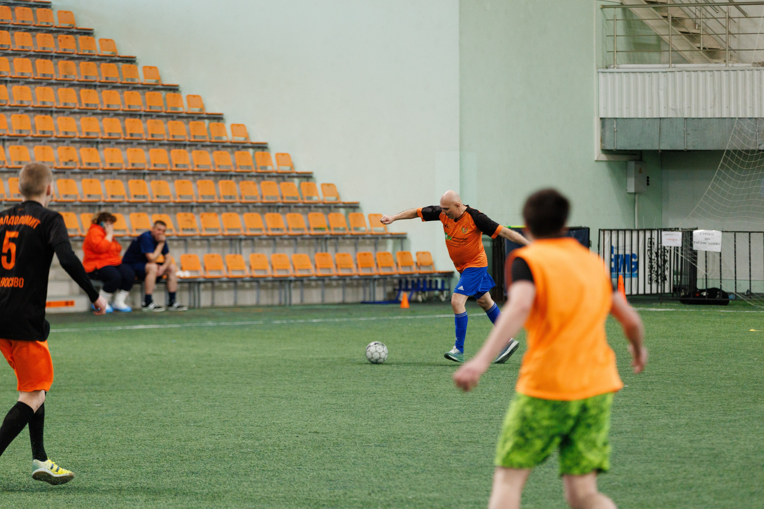 Фотограф на корпоративный футбольный турнир. Контент для бизнеса в Екатеринбурге Полдень Медиа