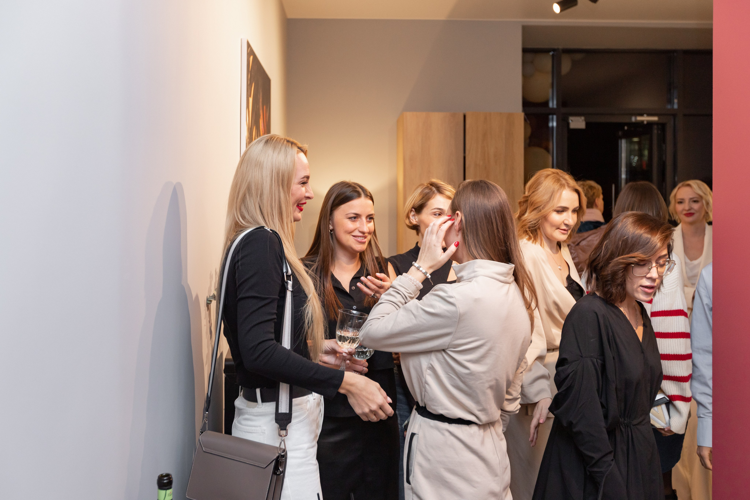 Открытие FaceRoom. Фотограф Денис Лесковский (Тюмень)