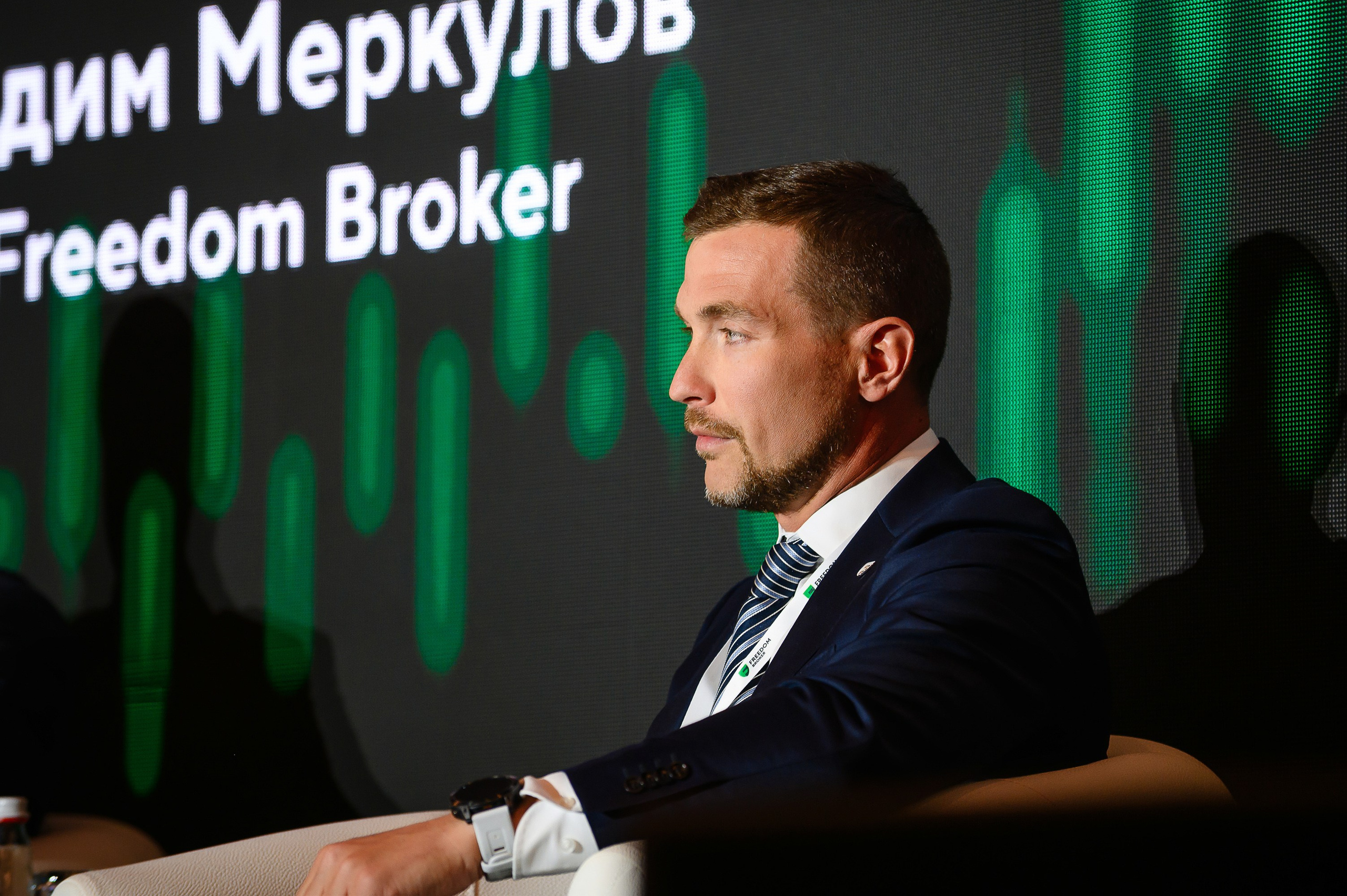 Финансовая карьера в эпоху ИИ. Freedom holding corp. Интерьерный и репортажный фотограф в Алматы