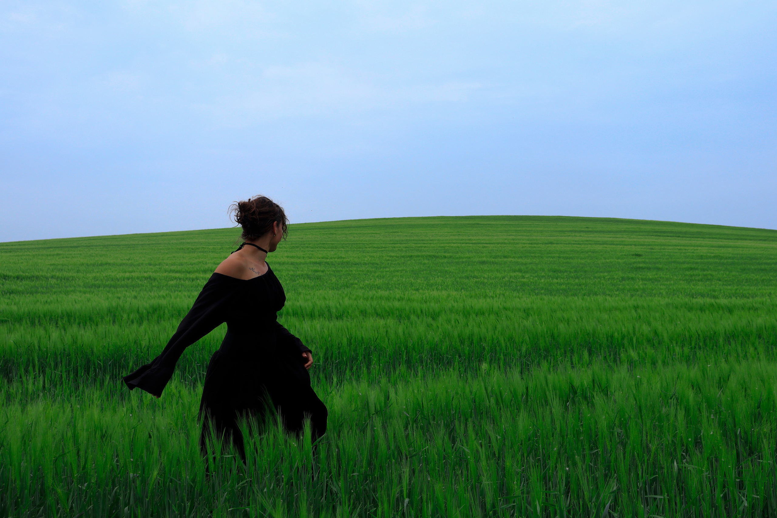 Юлия — green field '04'24. Фотограф в Пятигорске и Севастополе — индивидуальные и семейные фотосессии | Si_Ola