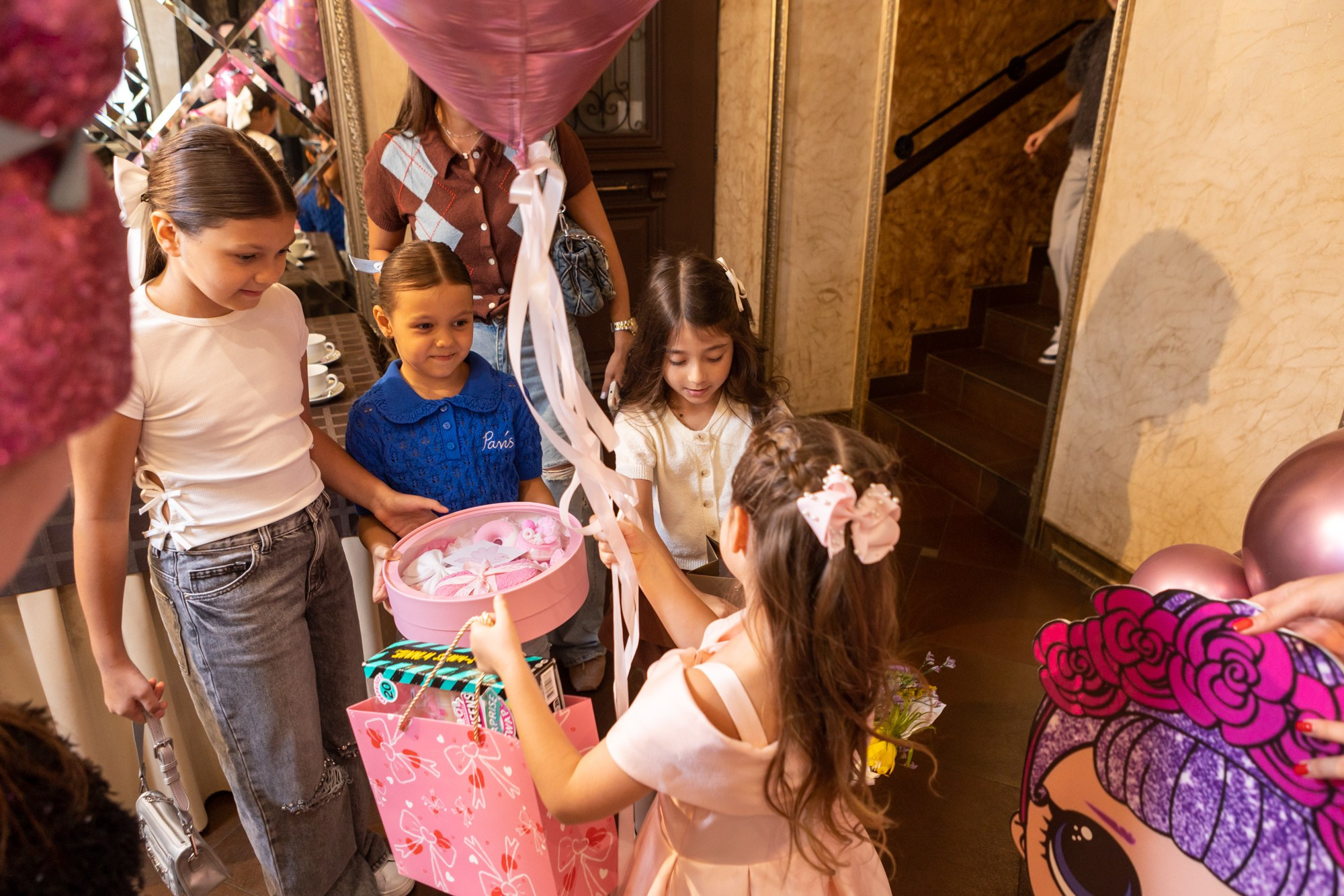 День Рождения Анастасии в ресторане Инконтро. Фотограф в Оренбурге. Профессиональный фотограф