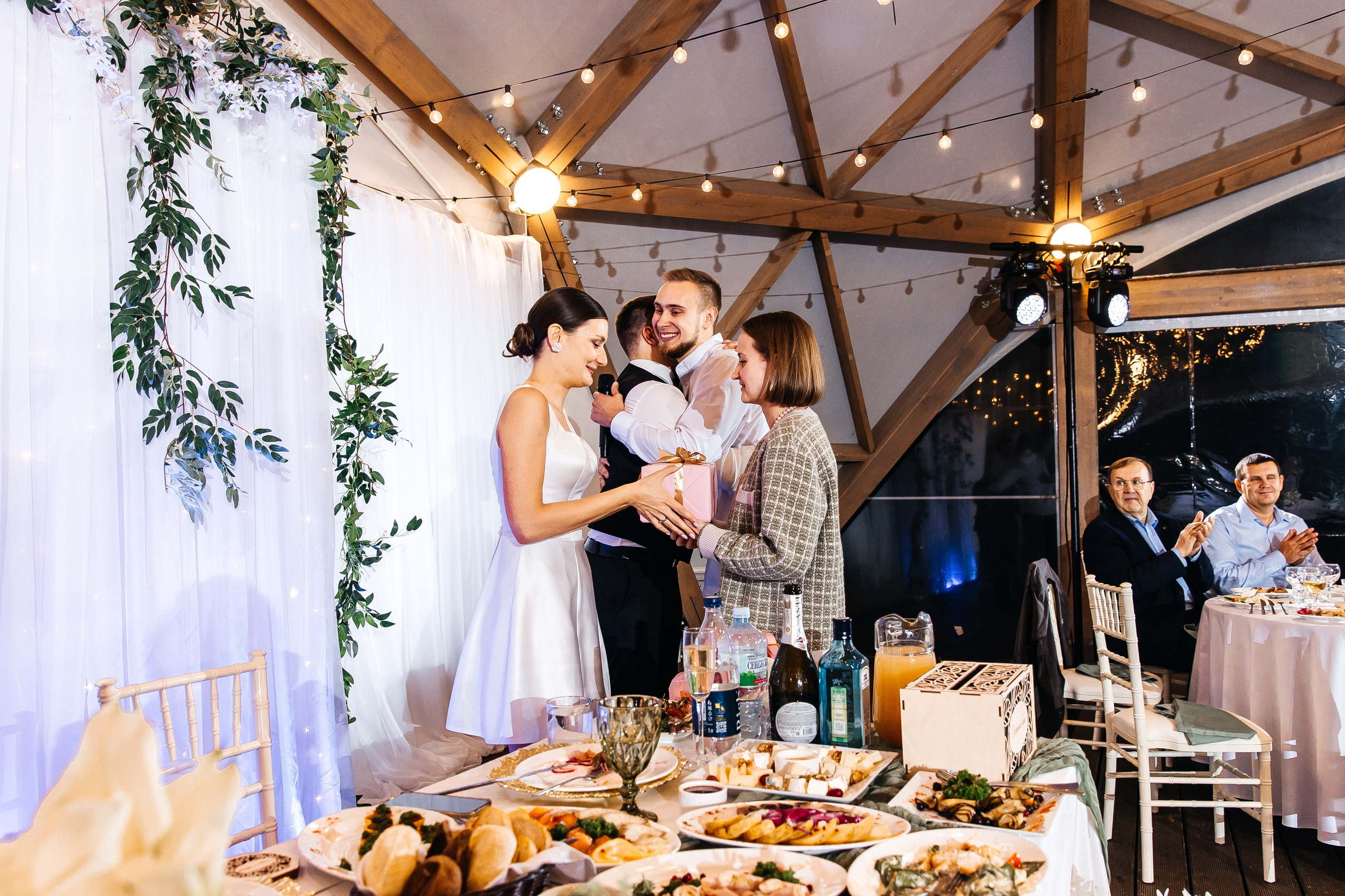 Max & Veronika. Свадебный фотограф в Москве Виктория Арехова